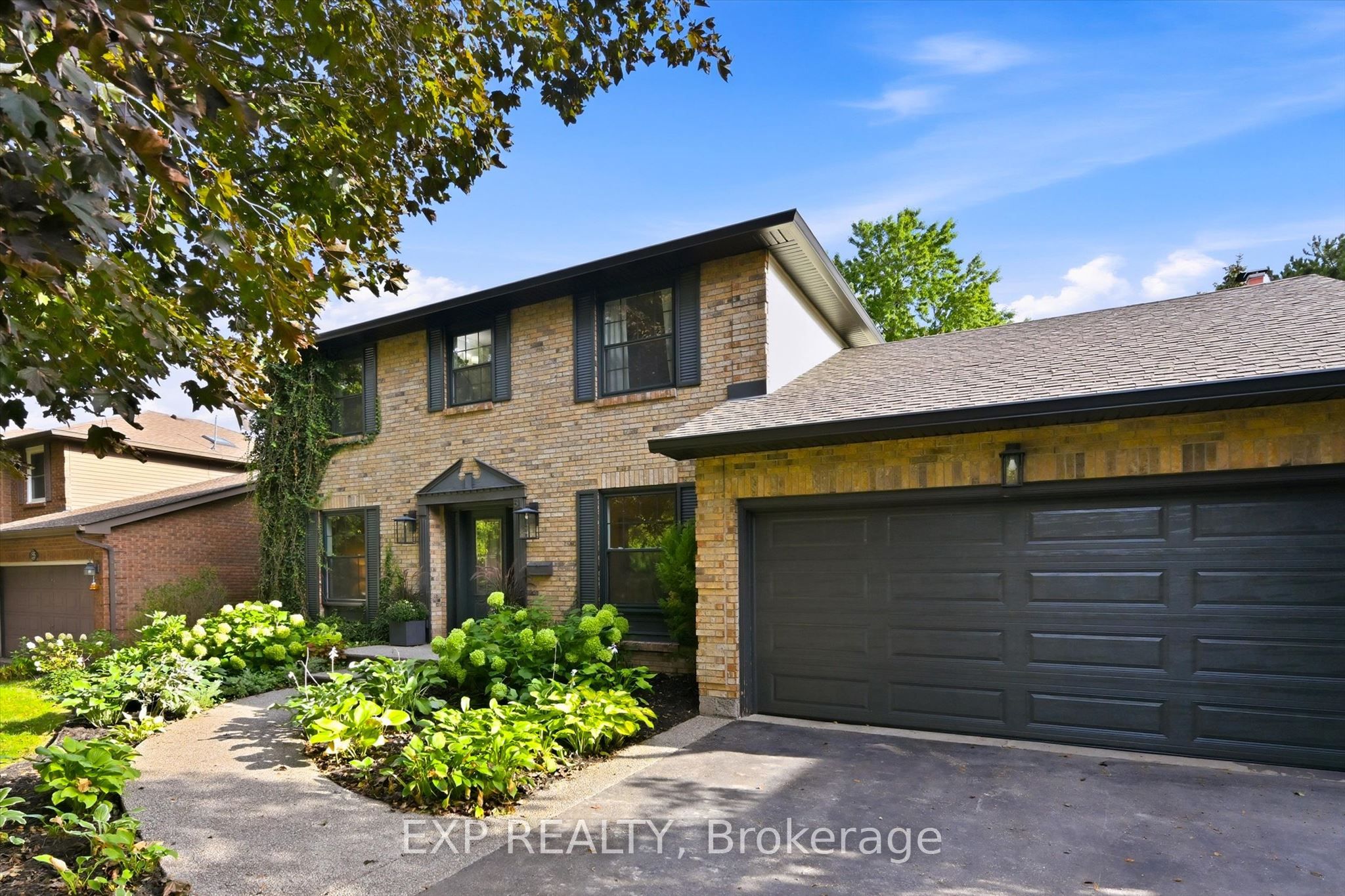51 Chatterson Drive, Hamilton, ON L9G 1B6