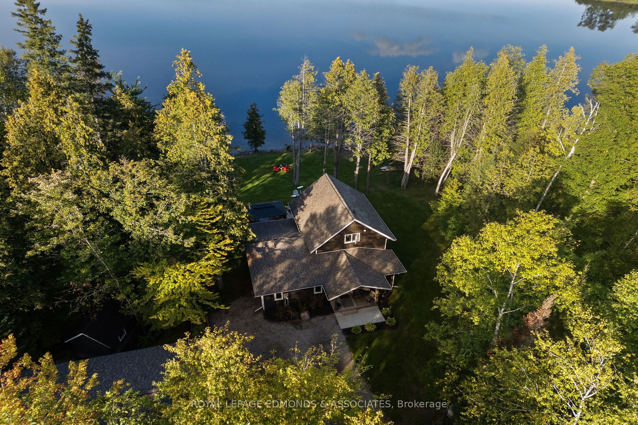 106 Whites Beach Trail, Whitewater Region, ON K0J 2L0