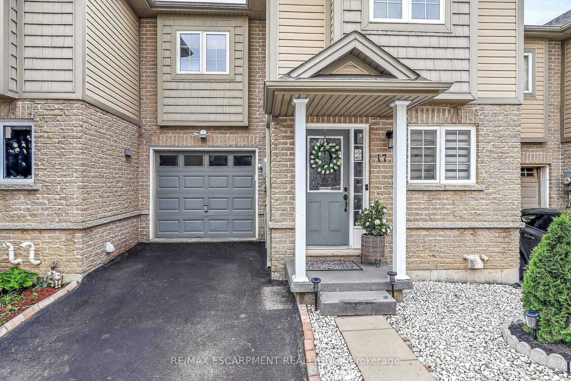 1328 Upper Sherman Avenue 17, Hamilton, ON L8W 1C2 photo 2