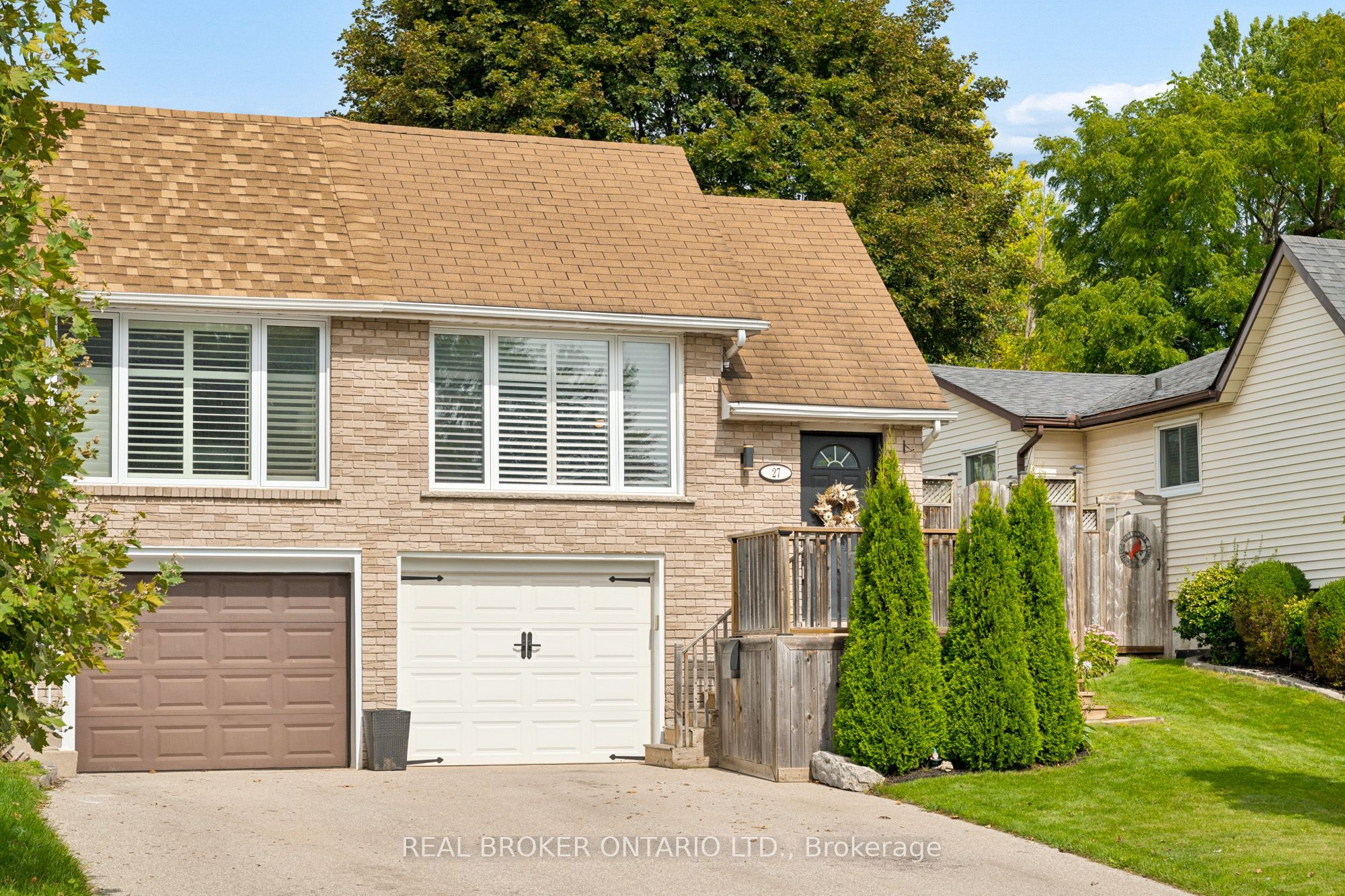 27 Nickolas Crescent, Cambridge, ON N3C 3L7 photo 2
