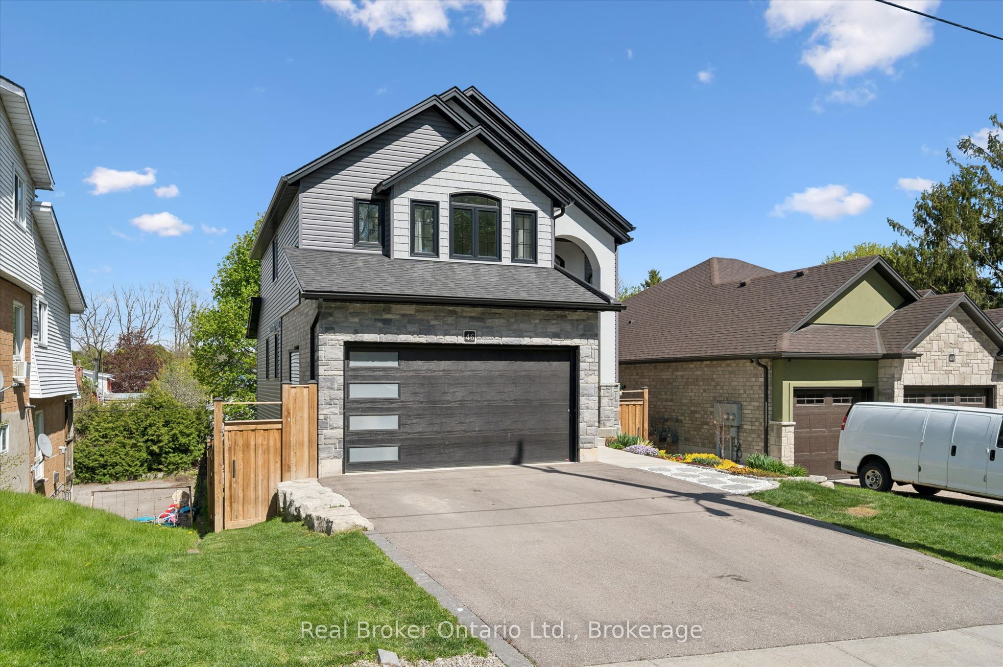 46 Washington Street, Brant, ON N3L 2A7 photo 2