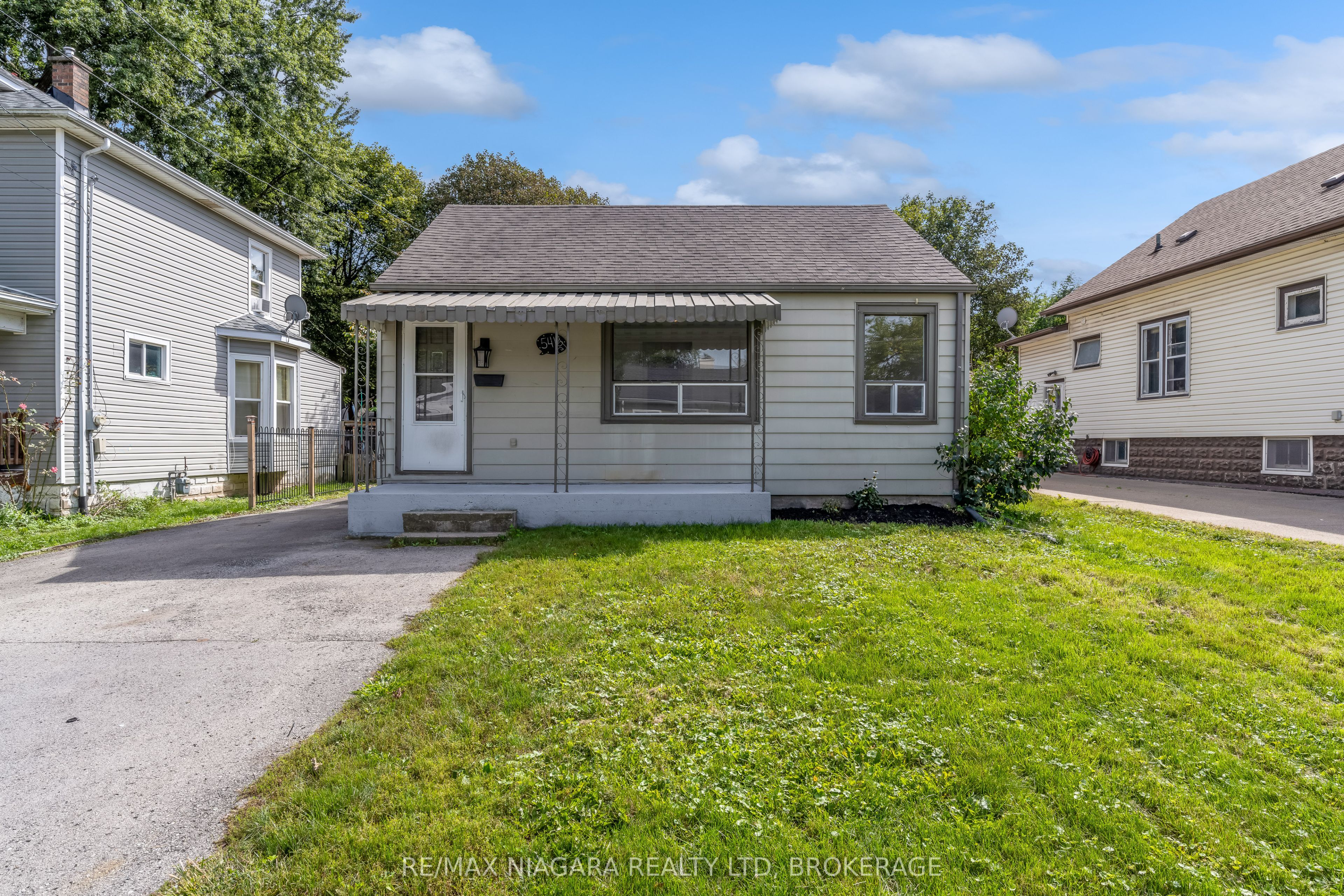 5416 Hamilton Street, Niagara Falls, ON L2E 2W6 photo 2