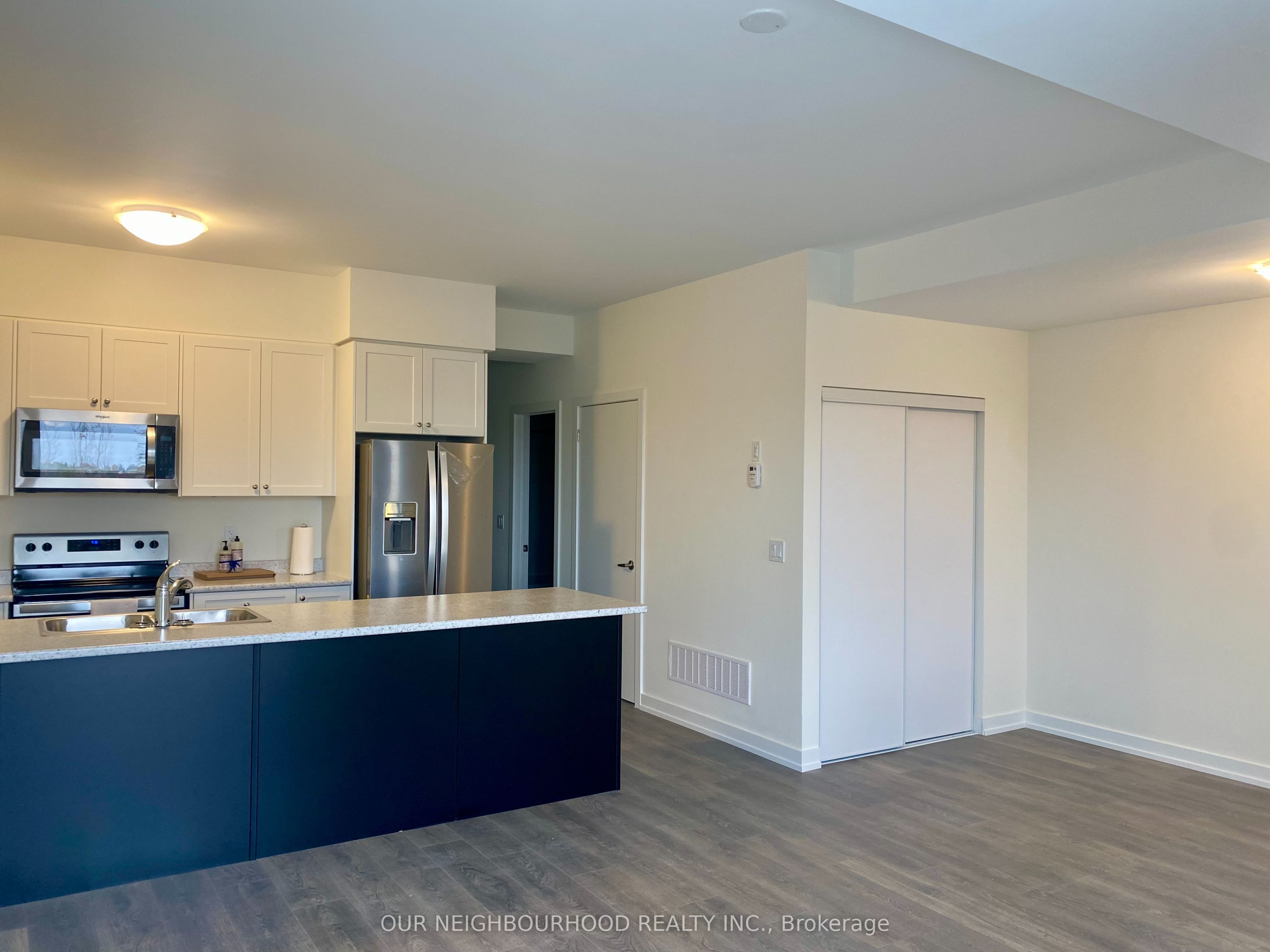 160 Densmore Road 1101, Cobourg, ON K9A 0X8 photo 5