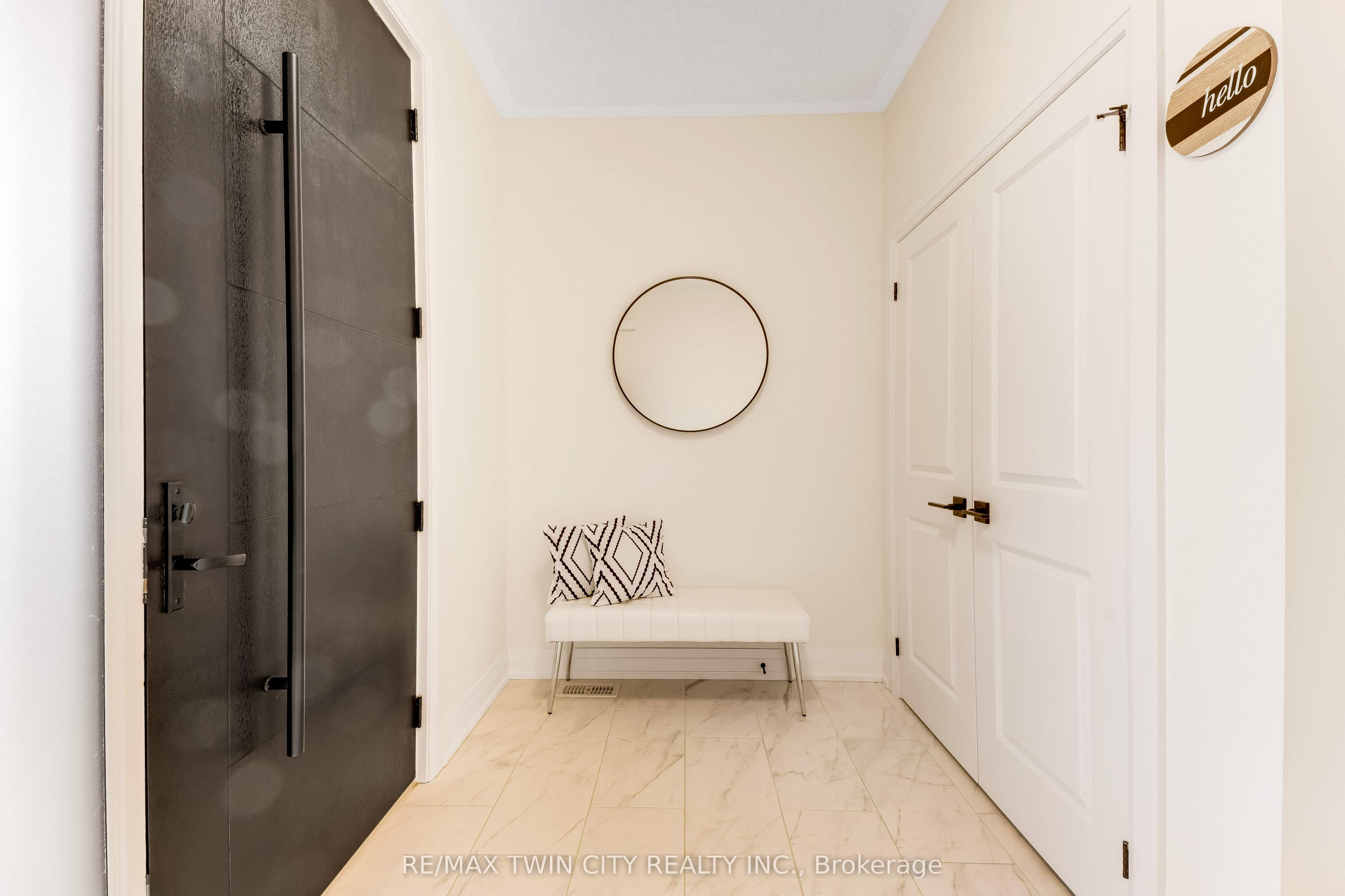 27 Jacob Detweiller Drive, Kitchener, ON N2P 0K7 photo 5