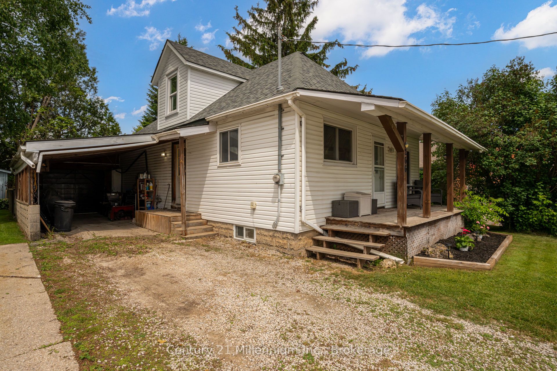 266 Garafraxa Street, Chatsworth, ON N0H 1G0