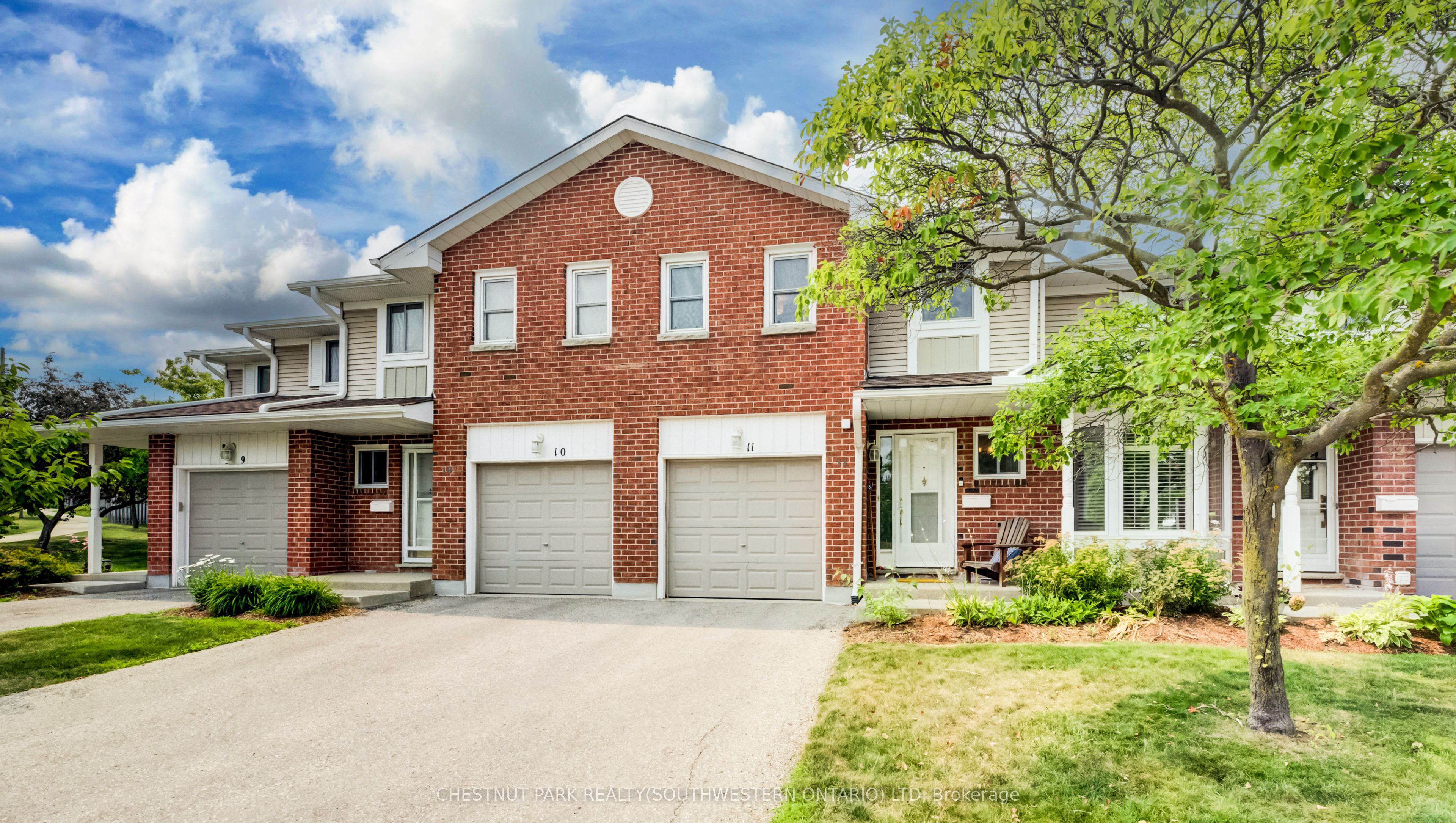 210 Highland Crescent 11, Kitchener, ON N2M 5H7 photo 3