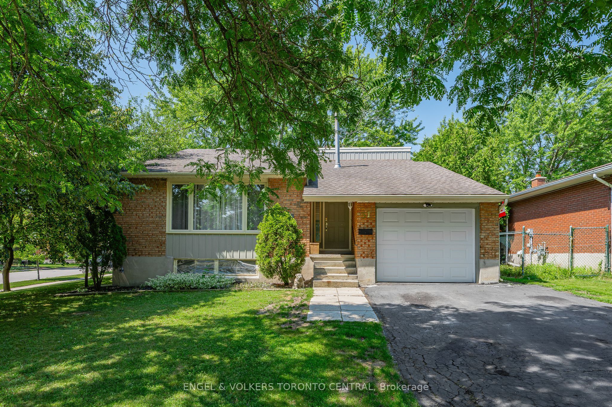 31 Mulberry Lane, Waterloo, ON N2L 5L4 photo 5
