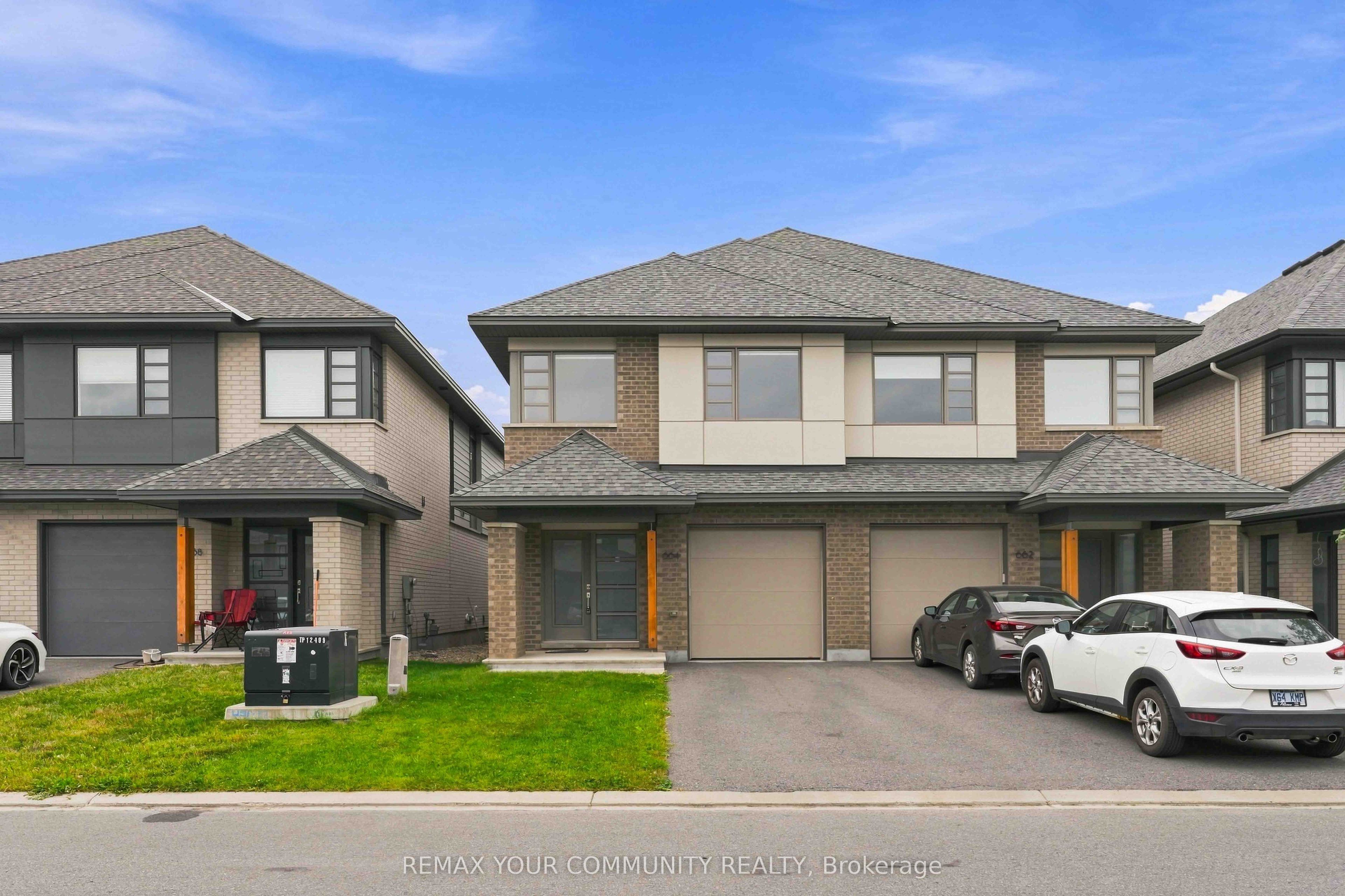 664 Odyssey Way, Leitrim, ON K1T 0T5