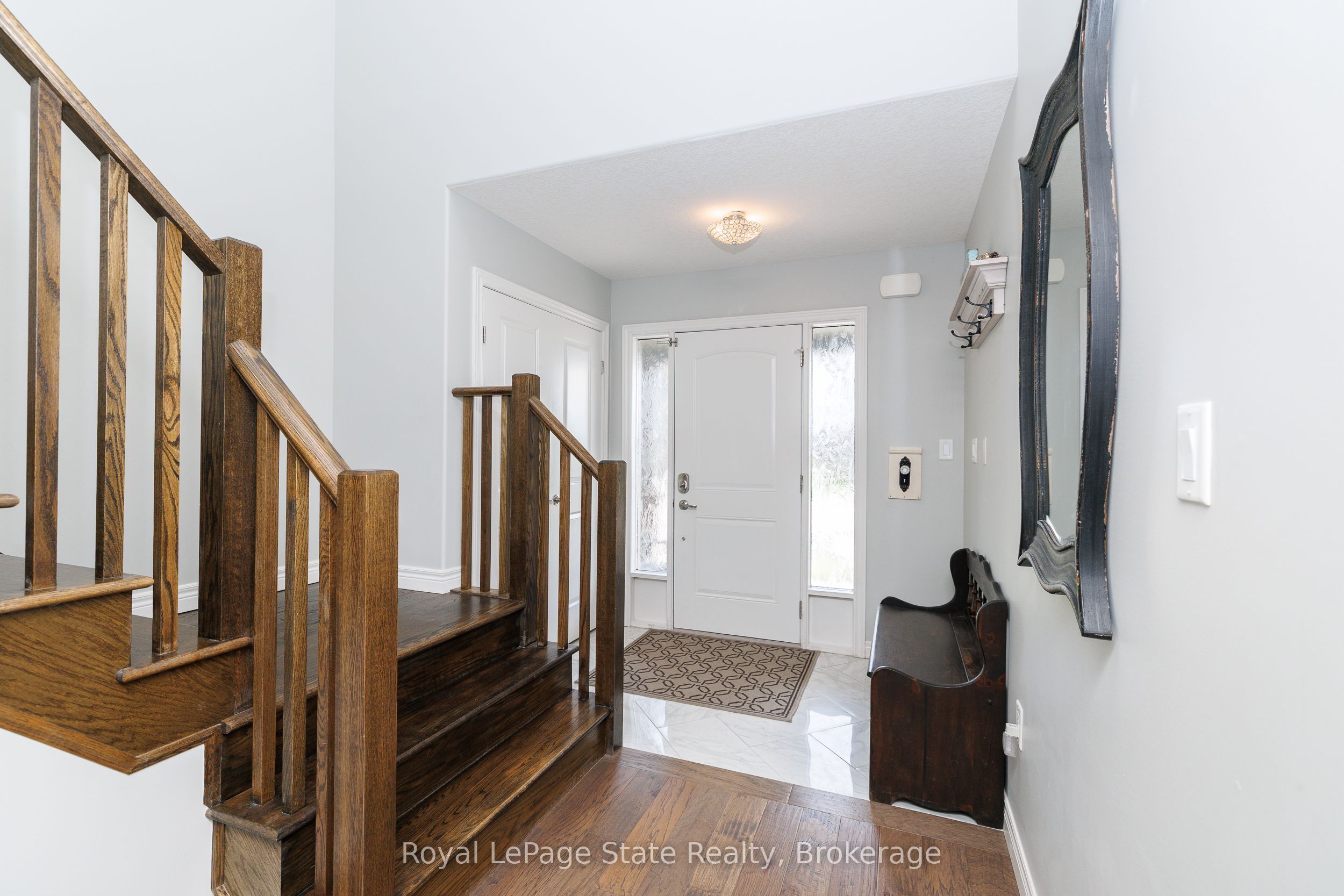 389 Murray Street, Grimsby, ON L3M 0C7 photo 5