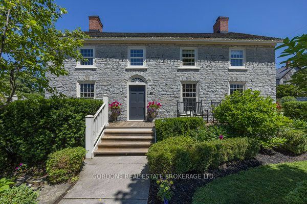 236 James Street, Kingston, ON K7K 5P3 photo 3