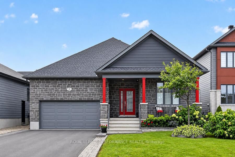 79 Axel Crescent, Kanata, ON K2V 0K4