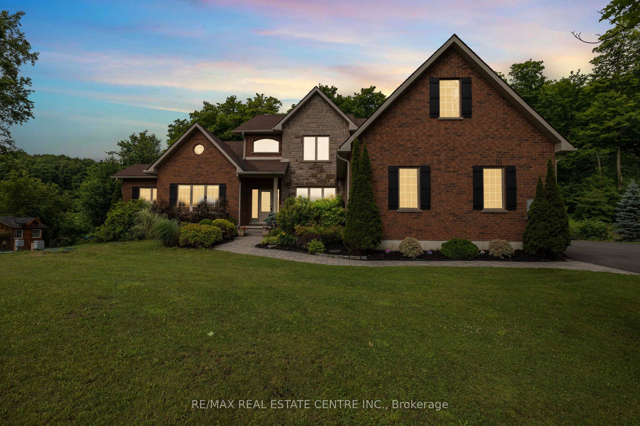 2 Ashlea Lane, Melancthon, ON L9V 3M9 photo 2