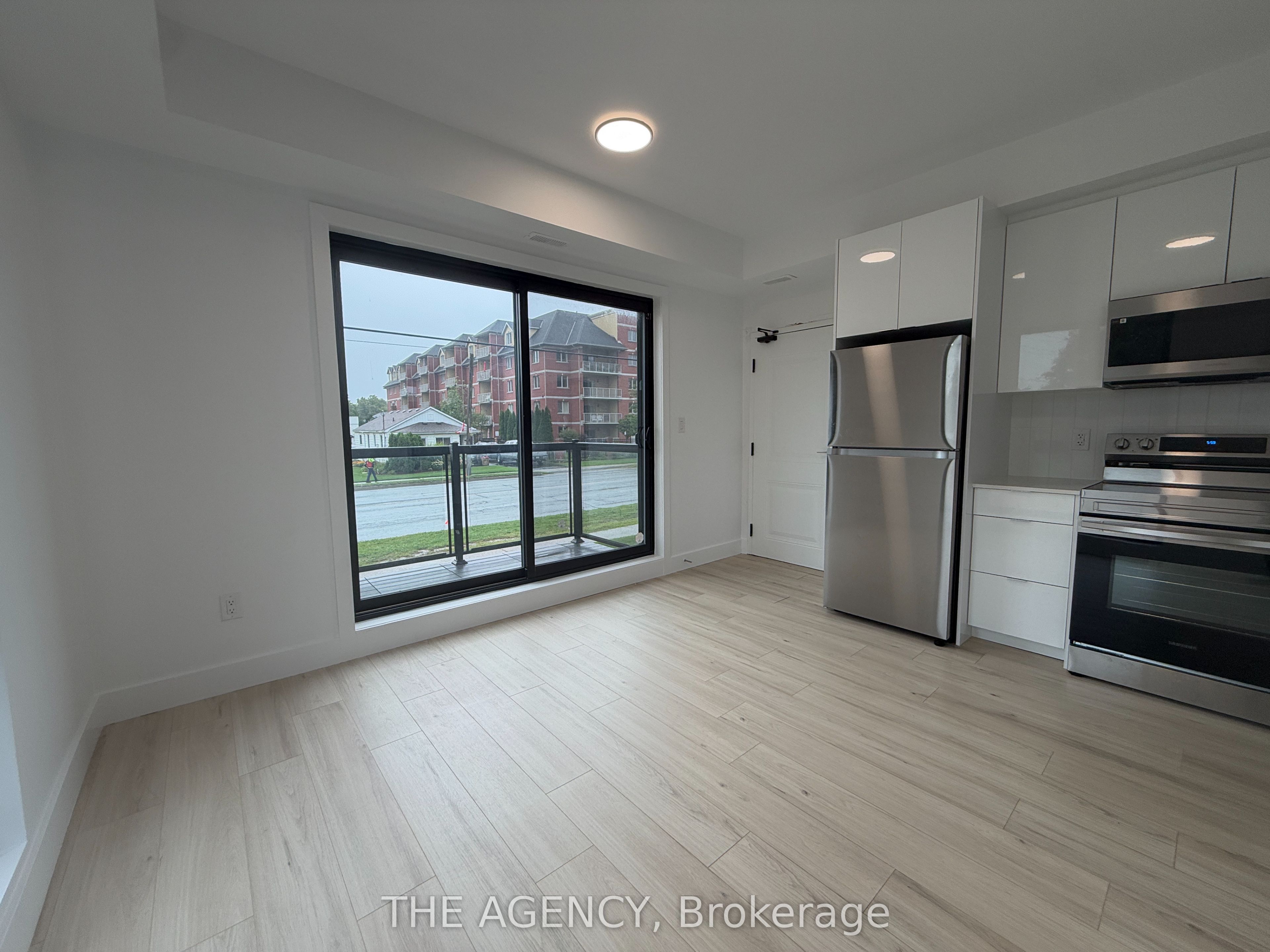 7277 Wilson Crescent 206, Niagara Falls, ON L2G 7G5 photo 5