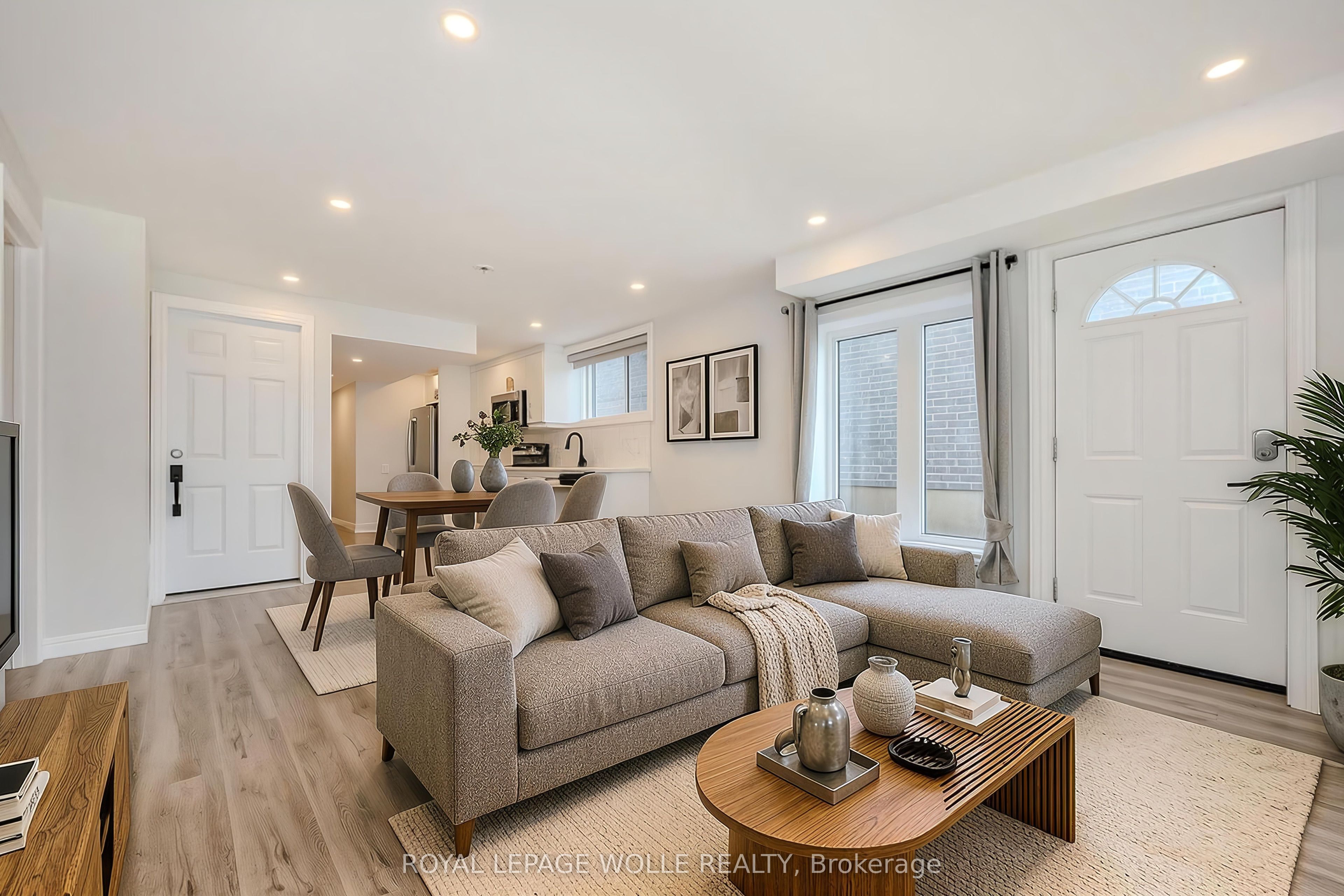 277 Dewdrop Crescent Lower, Waterloo, ON N2V 0B1 photo 3