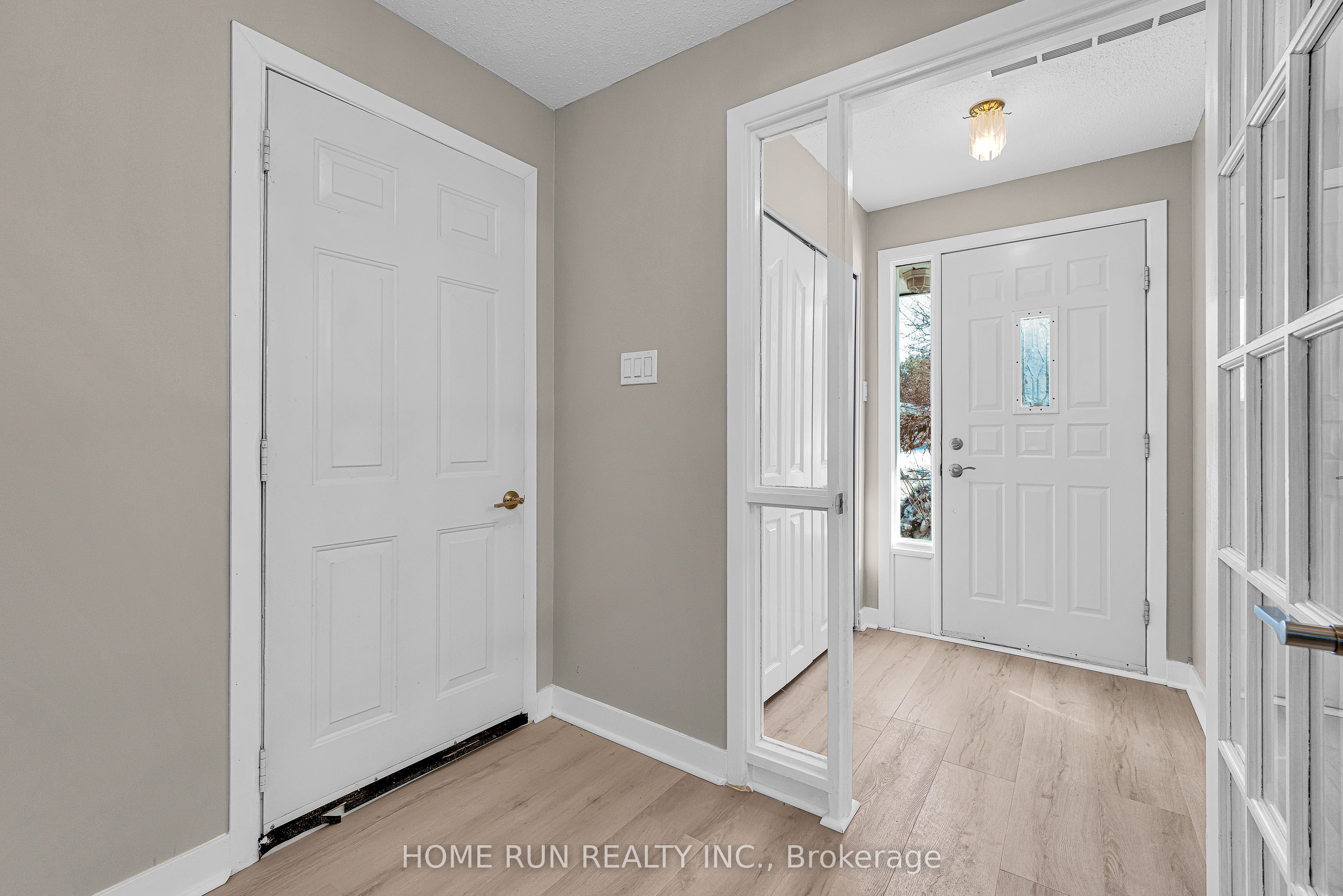 1259 Meadowlands Drive E, Cityview - Parkwoods Hills - Rideau Shore, ON K2E 6K4 photo 2