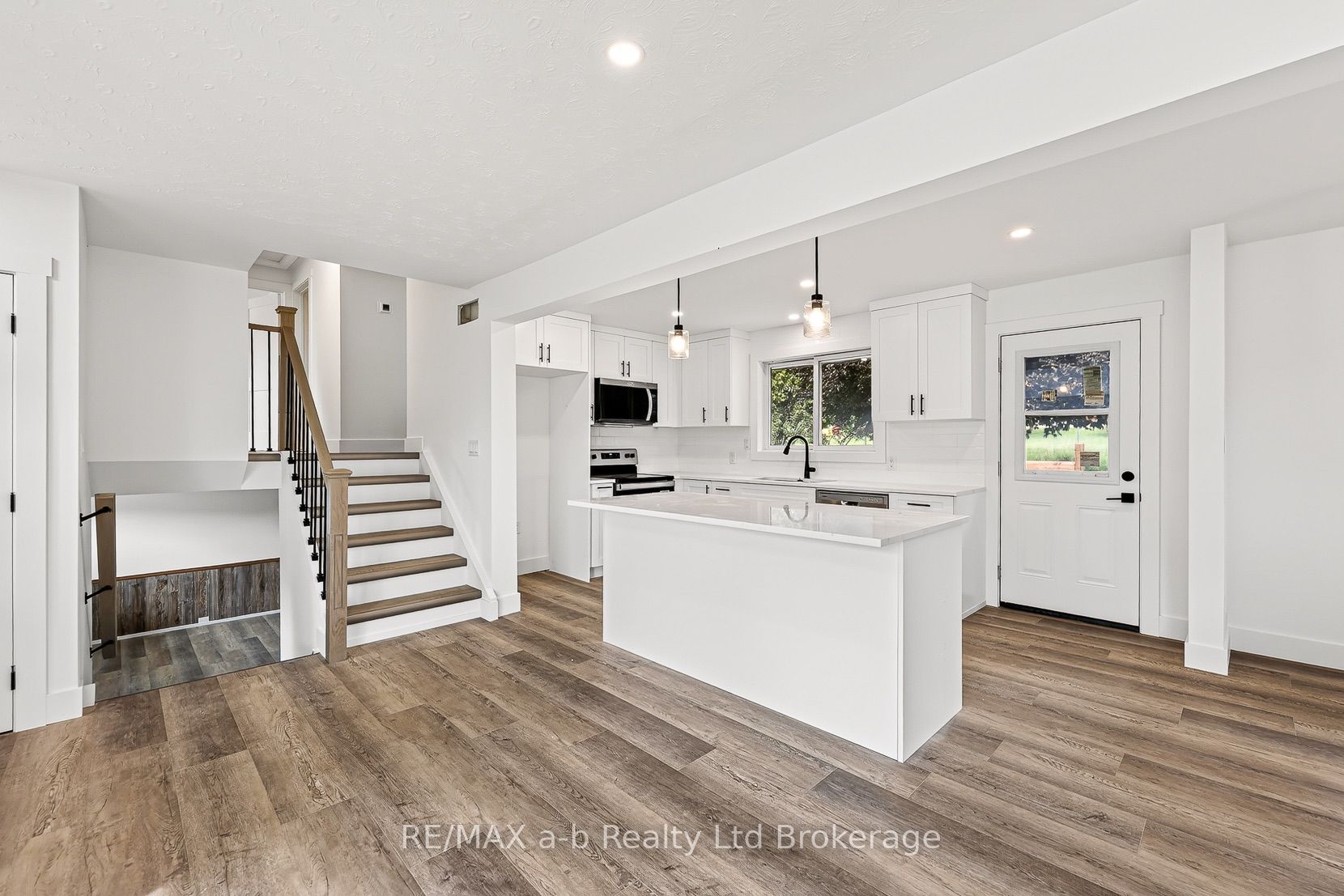 317 Russell Street, Woodstock, ON N4S 2Z7 photo 5