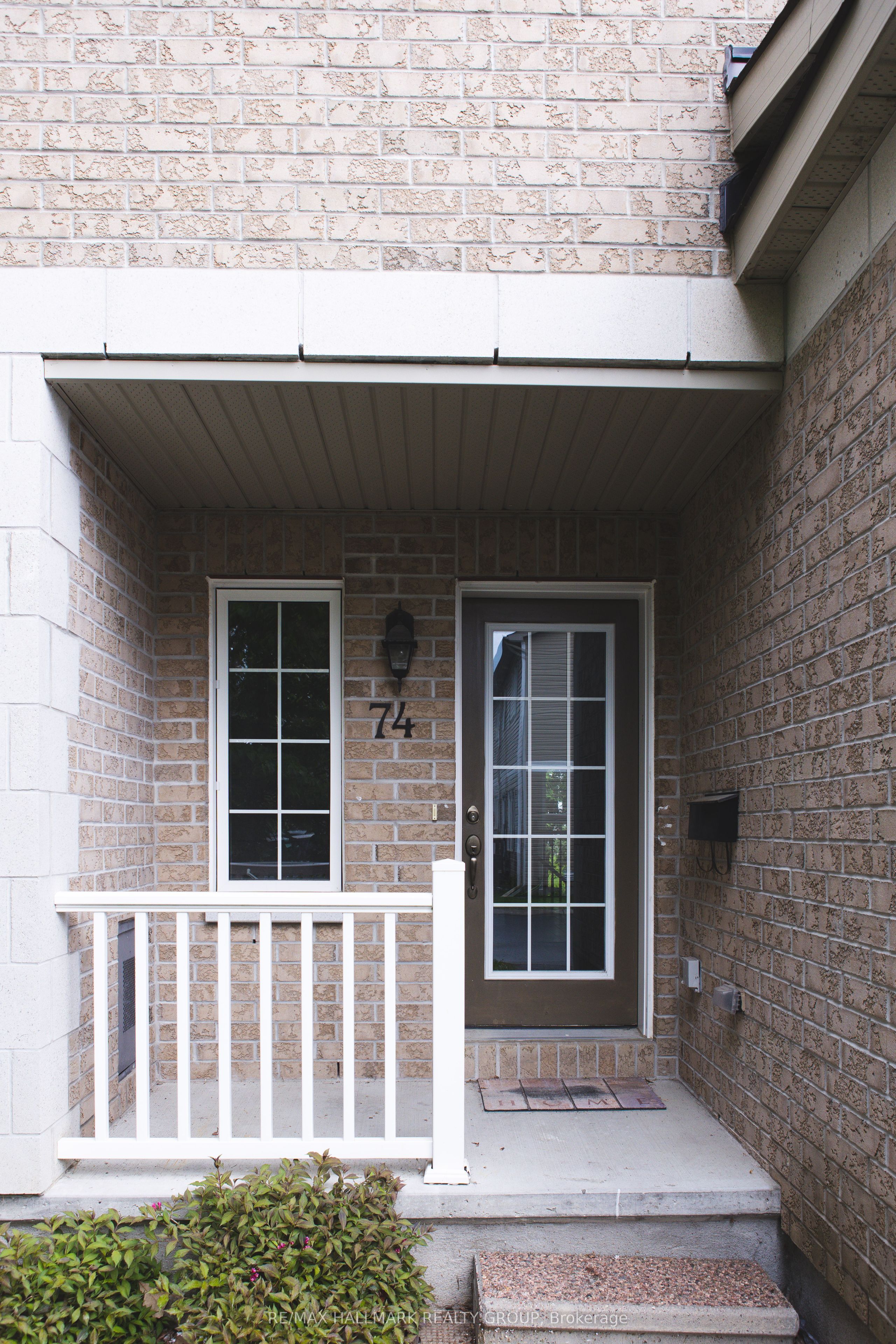 74 Dundalk Private, Barrhaven, ON K2J 0J5 photo 2