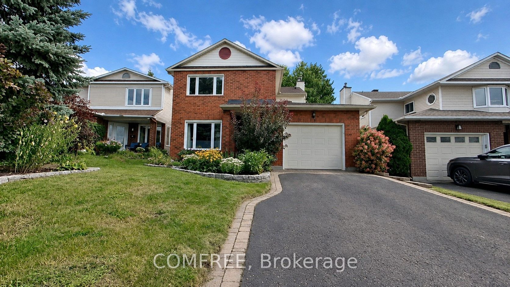 1302 Parc Du Village Street, Orleans - Convent Glen and Area, ON K1C 7B1