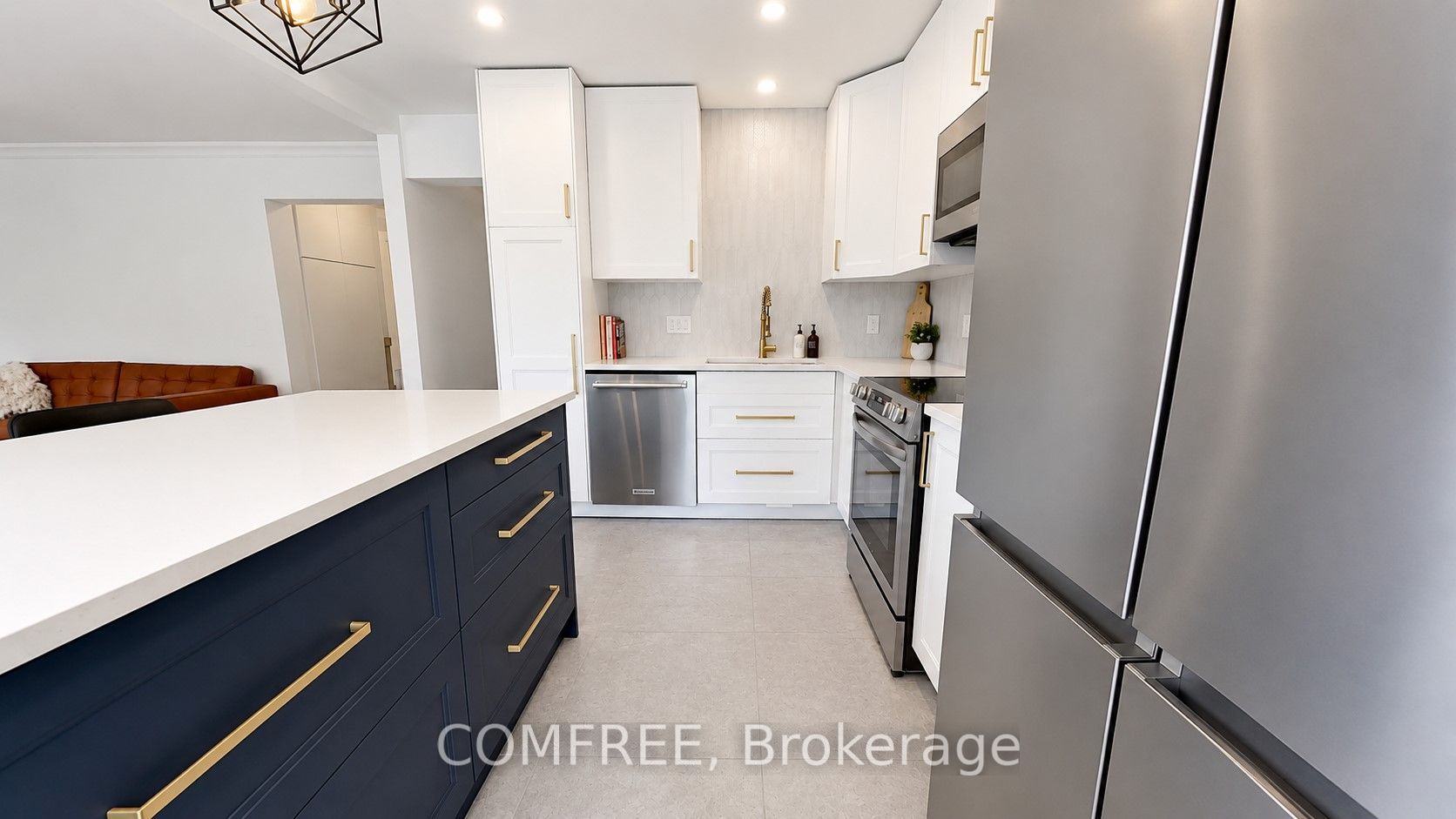 1302 Parc Du Village Street, Orleans - Convent Glen and Area, ON K1C 7B1 photo 5