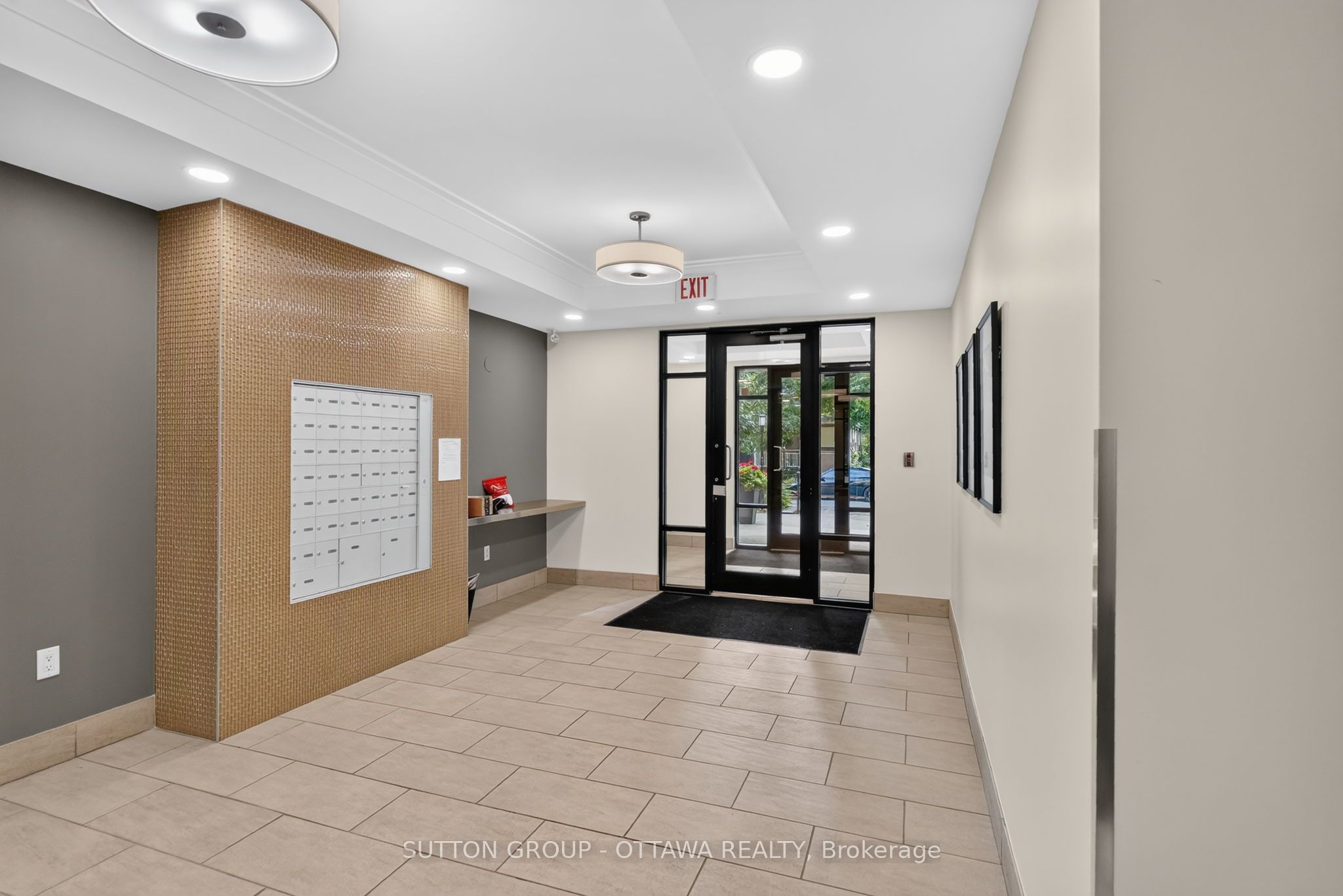 950 MARGUERITE Avenue 103, Overbrook - Castleheights and Area, ON K1K 3T8 photo 3