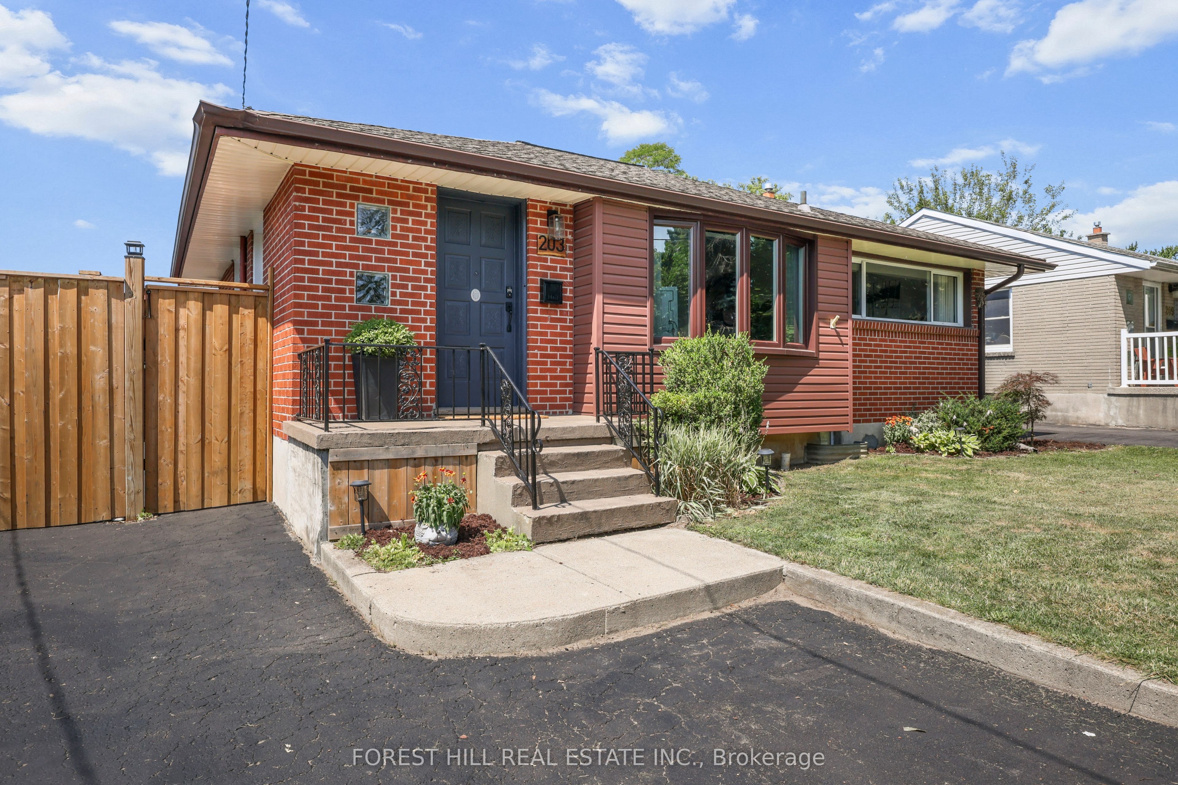 203 Merlin Crescent, London East, ON N5W 5A2 photo 3