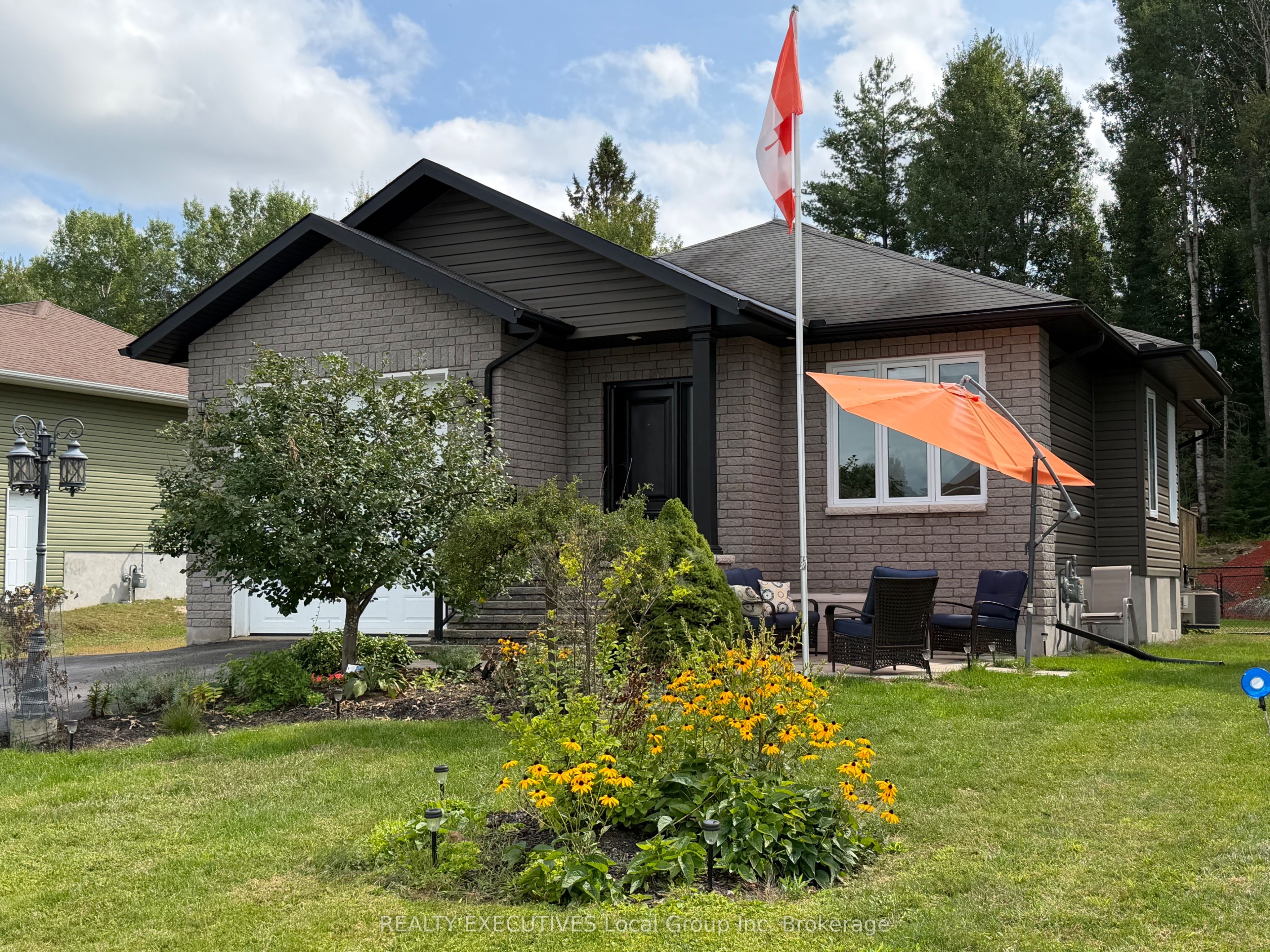 30 Osprey Crescent, Callander, ON P0H 1H0 photo 2