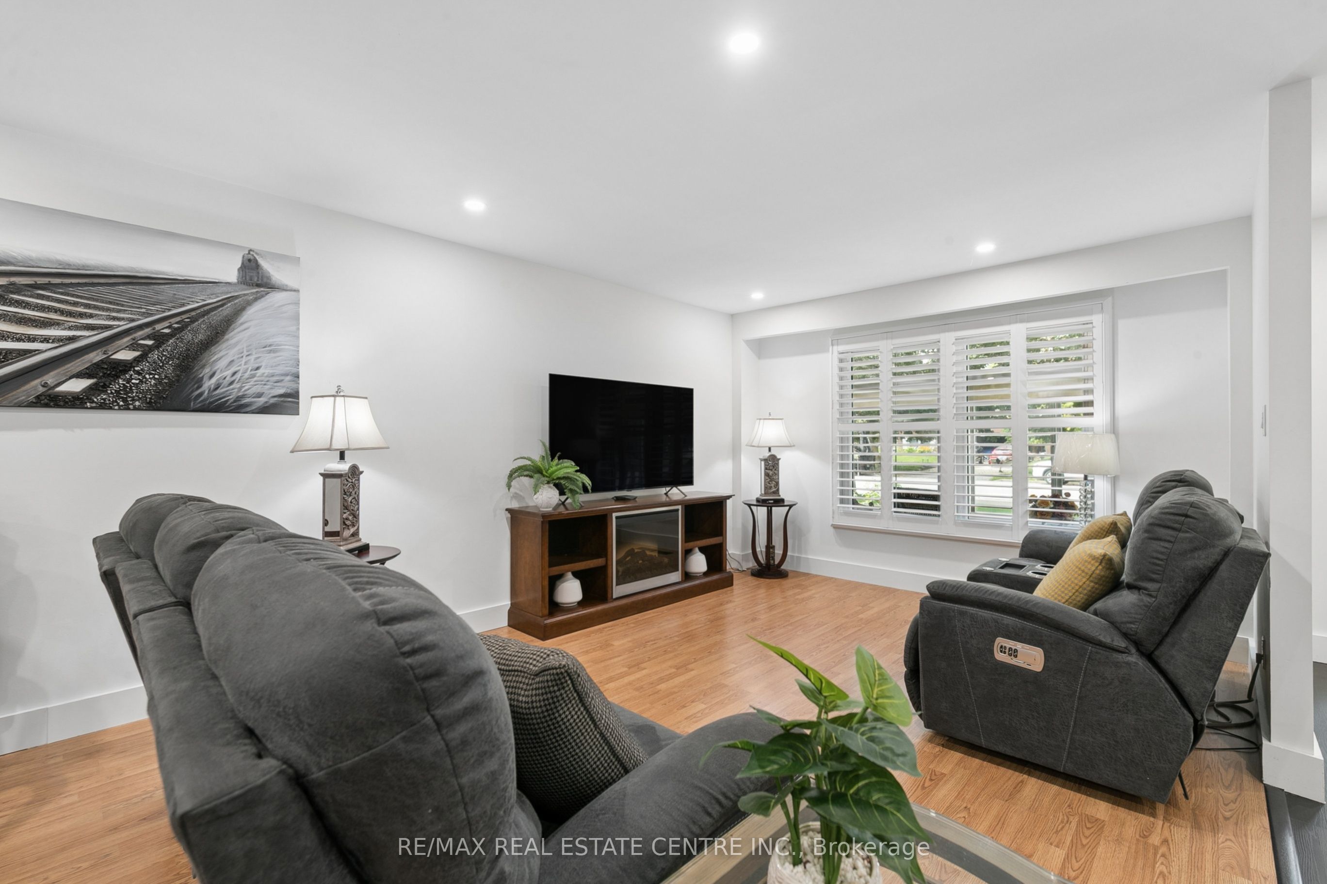 184 Westheights Drive, Kitchener, ON N2N 1J9 photo 4