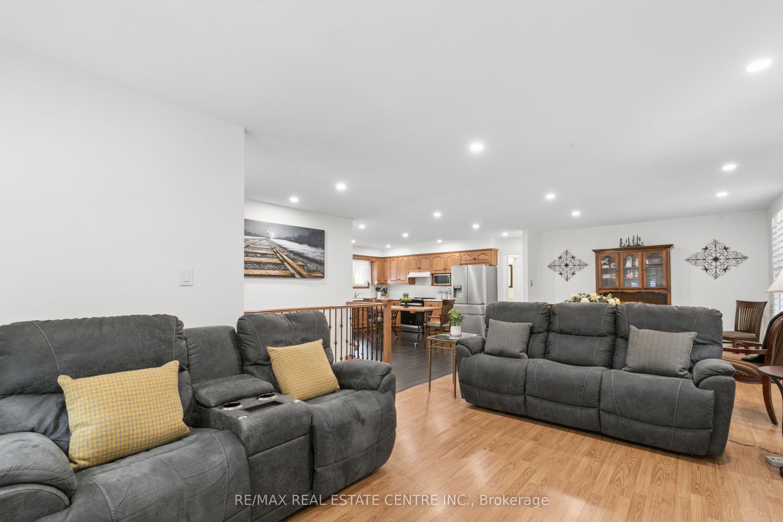 184 Westheights Drive, Kitchener, ON N2N 1J9 photo 5