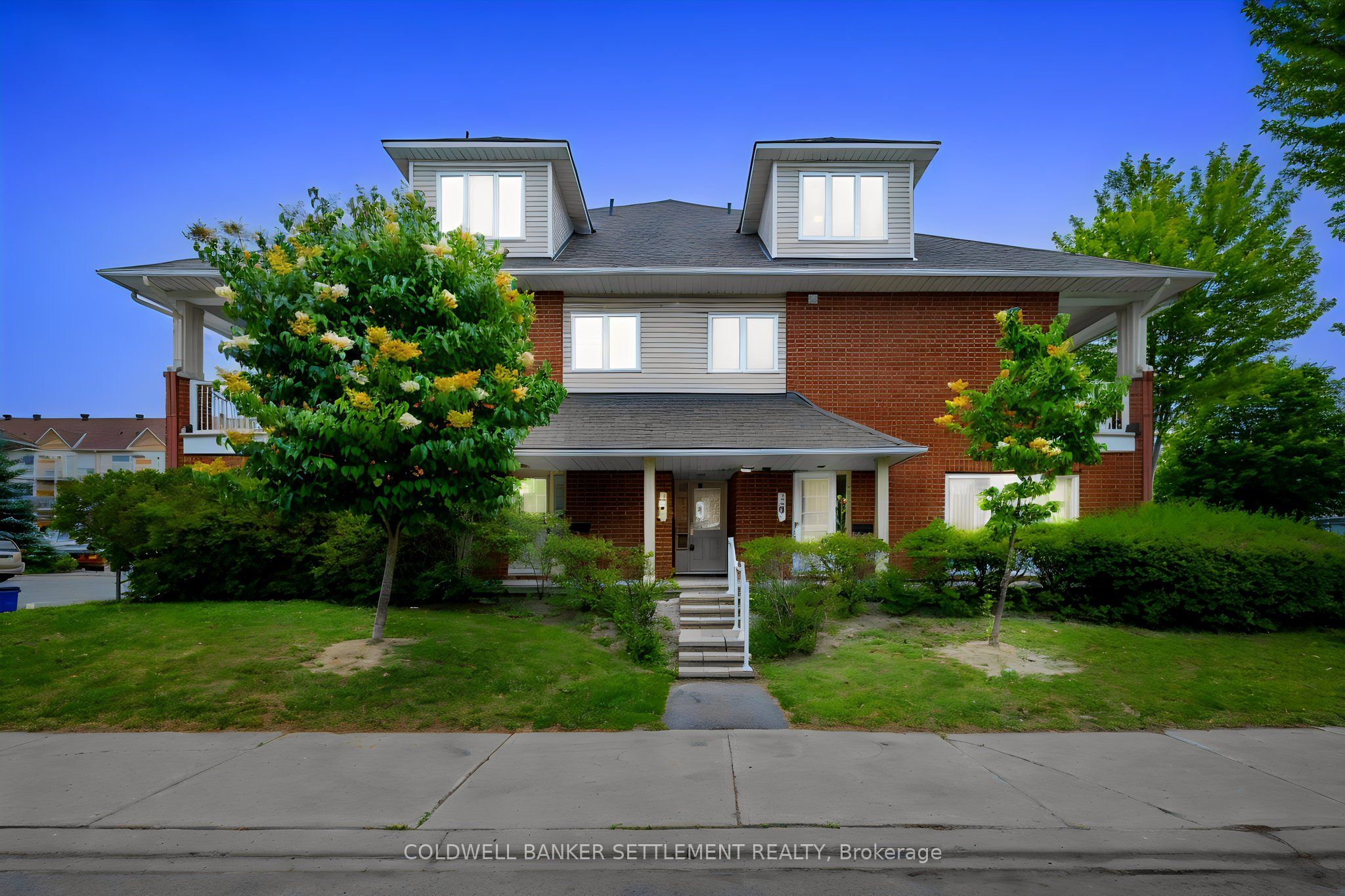 10 Daybreak Street G, Barrhaven, ON K2G 6T9