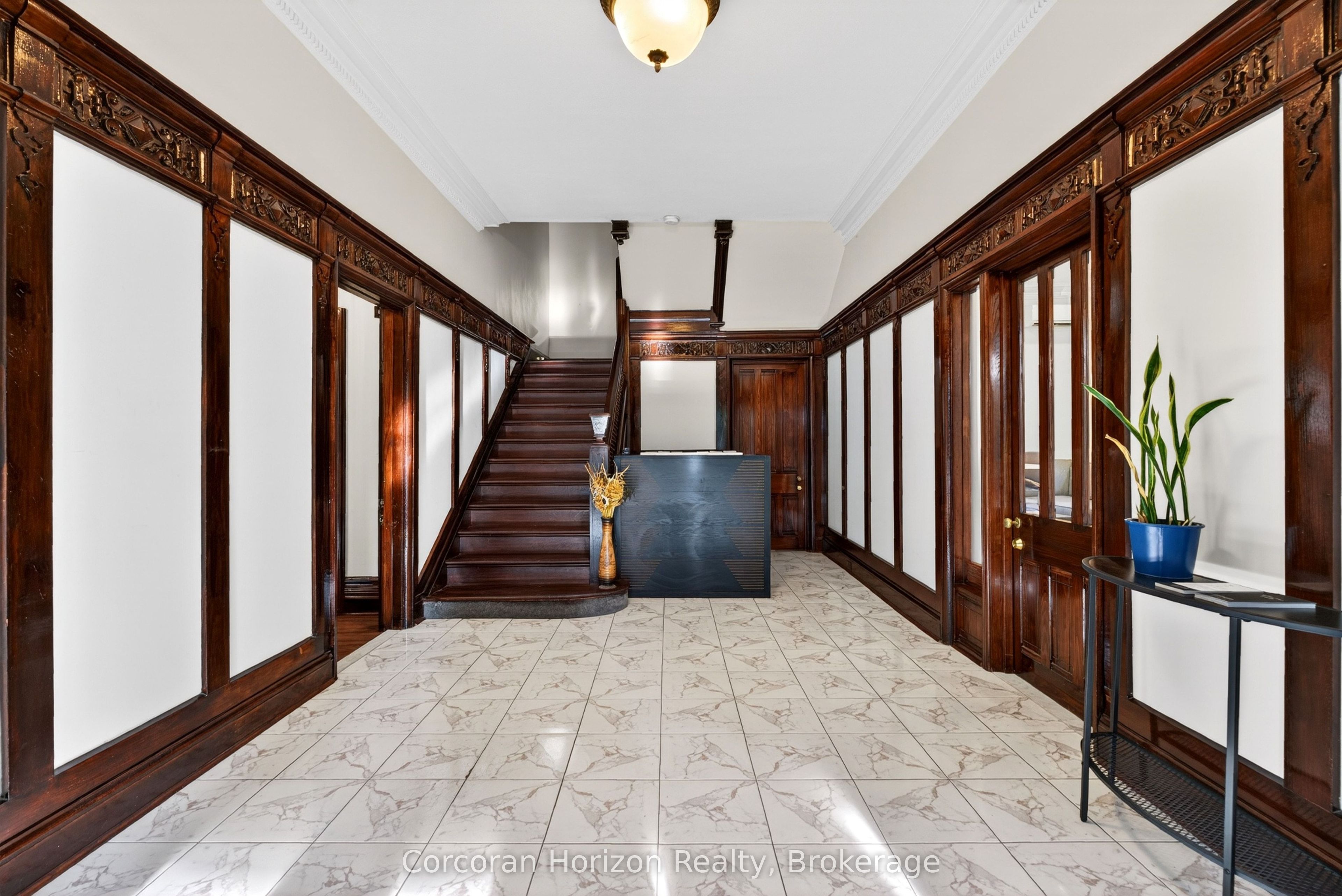 183 James Street S 2, Hamilton, ON L8P 3A8 photo 4