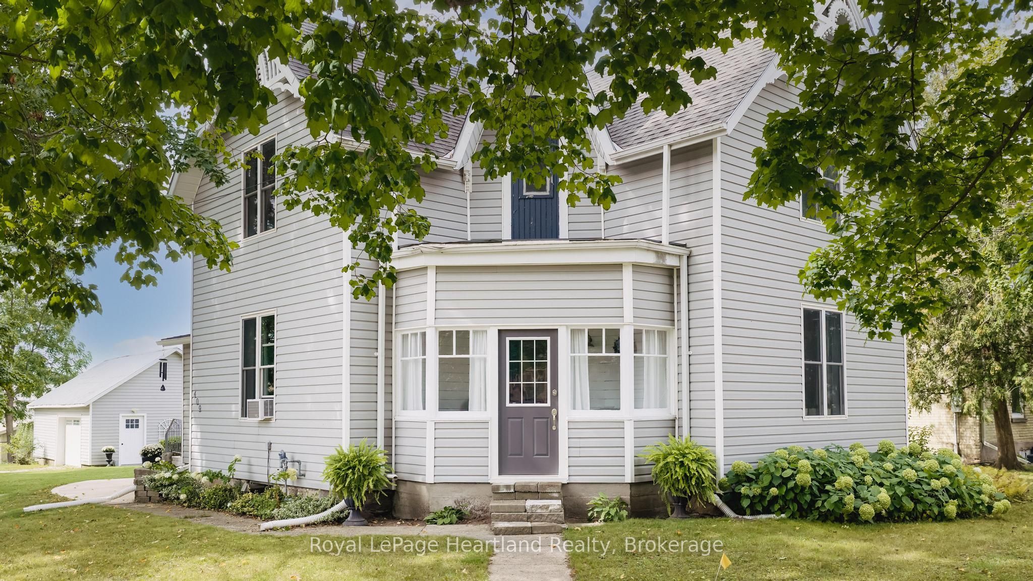 409 Gypsy Lane, North Huron, ON N0M 1H0