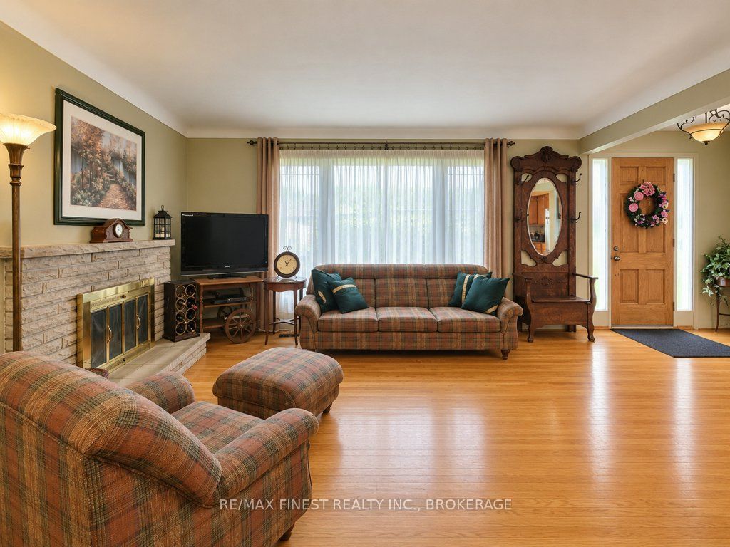 58 Princeton Place, Loyalist, ON K7N 1E6 photo 5