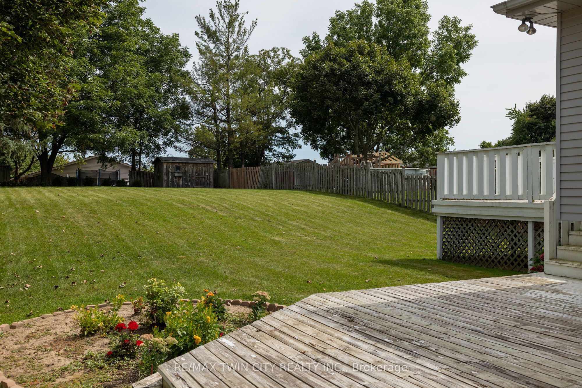 13 FOREST Drive, Brant, ON N3L 3L2 photo 5