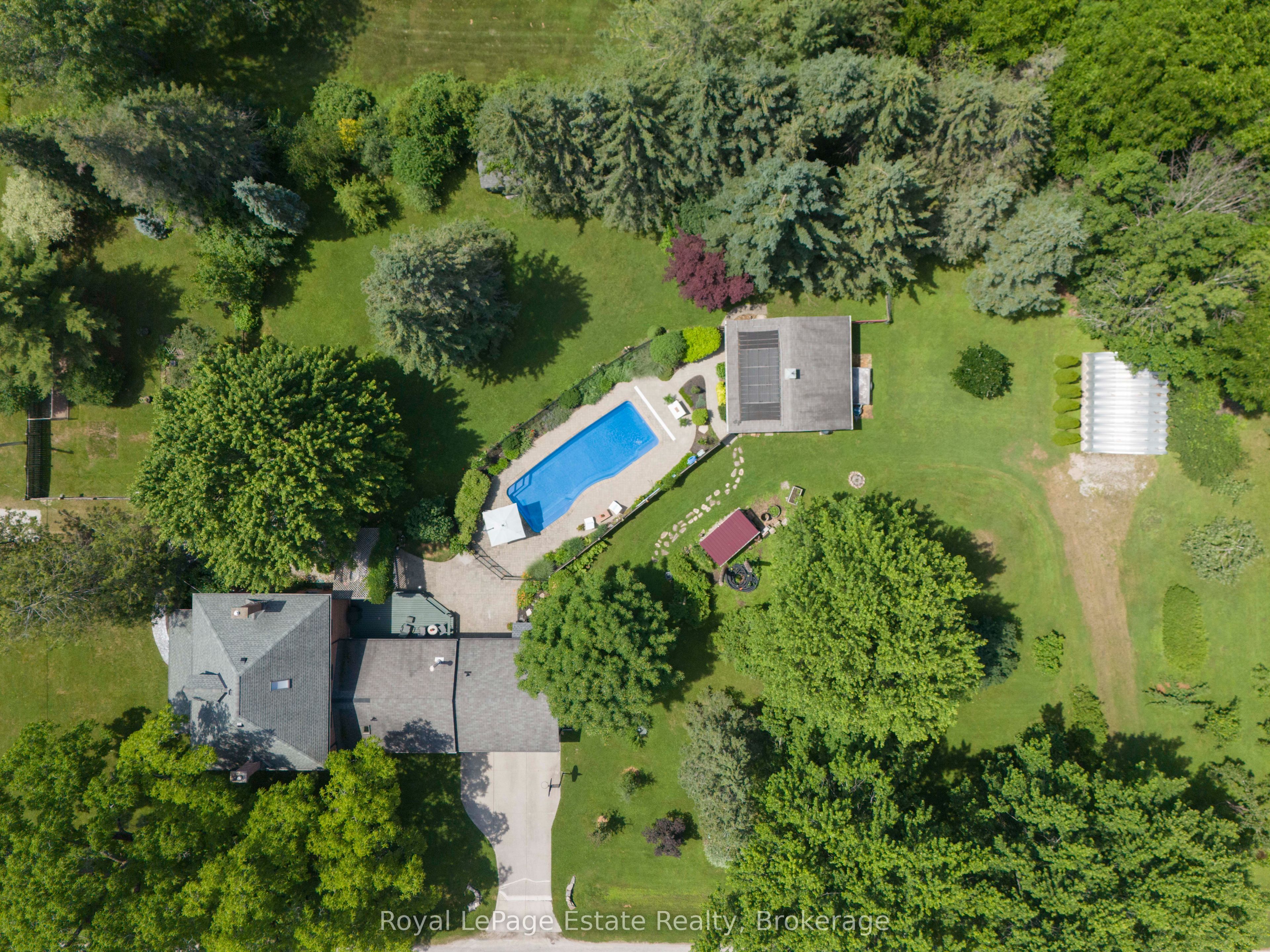 104 Carney Street, Georgian Bluffs, ON N4K 6V5 photo 2