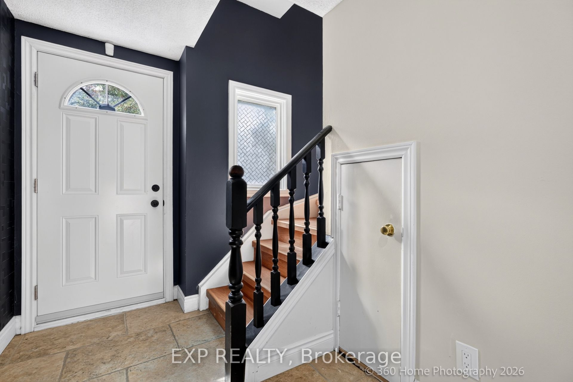 1255 Upper Gage Avenue 6, Hamilton, ON L8W 3C7 photo 3