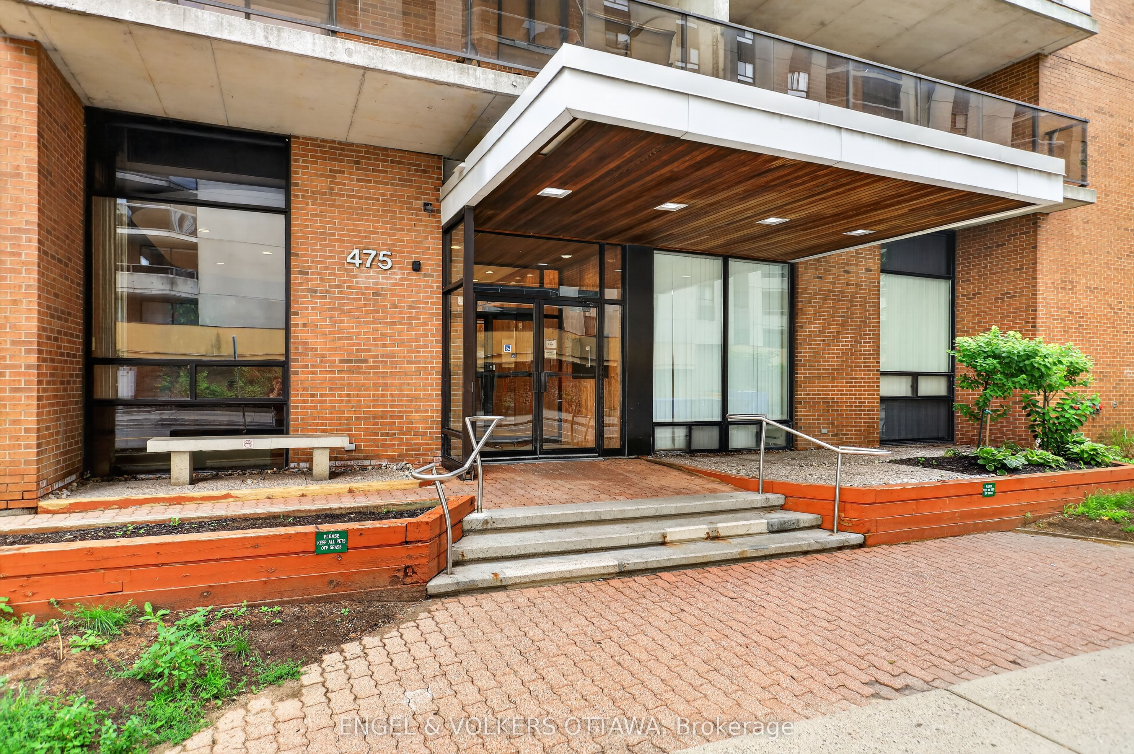 475 Laurier Avenue W 1007, Ottawa Centre, ON K1R 7X1 photo 2