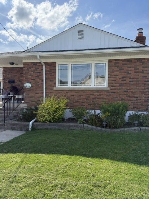 51 Martin Street N, Thorold, ON L2V 3X3 photo 2