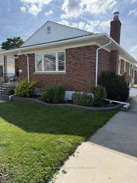 51 Martin Street N, Thorold, ON L2V 3X3 photo 3