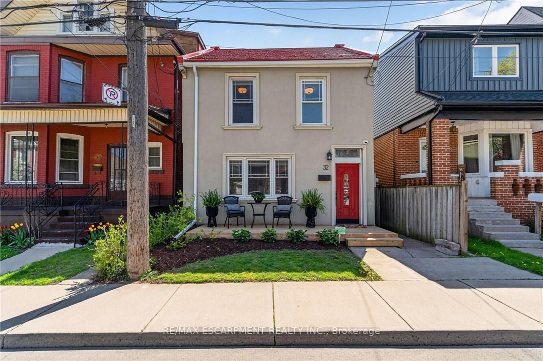 32 Magill Street, Hamilton, ON L8R 2Y5 photo 3