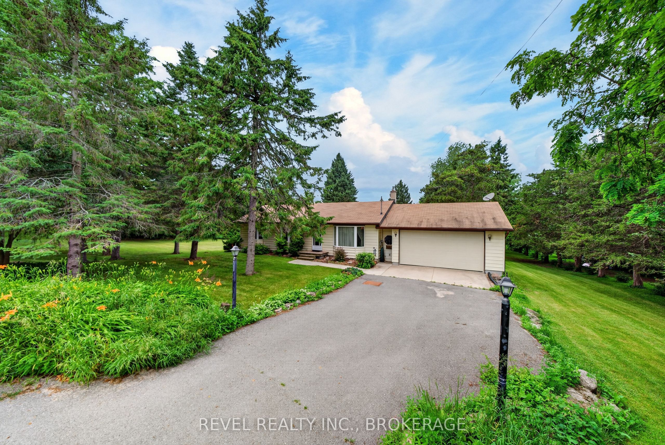 4453 Latimer Road, Frontenac, ON K0H 1X0