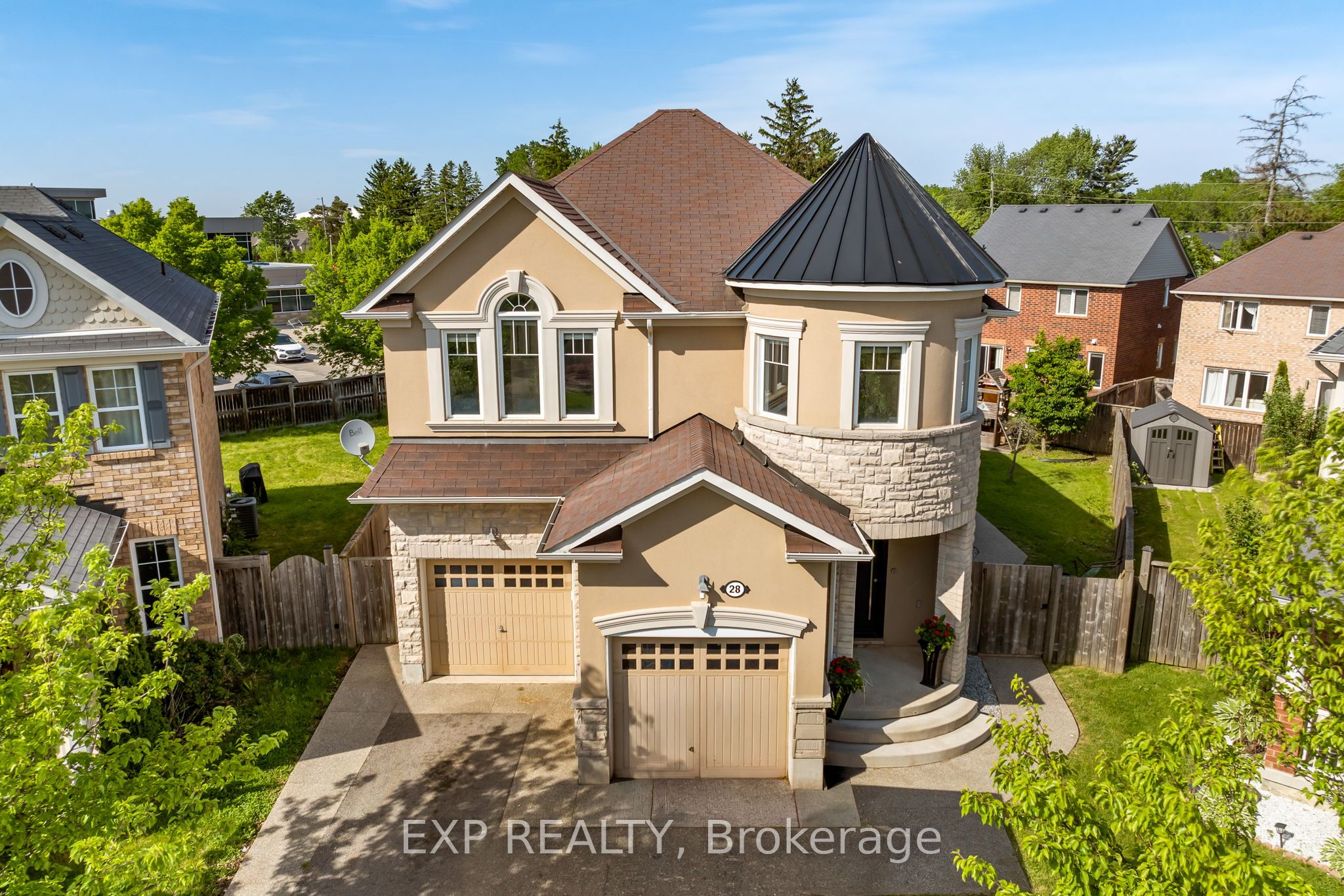 28 Ohara Lane, Hamilton, ON L9K 0C7