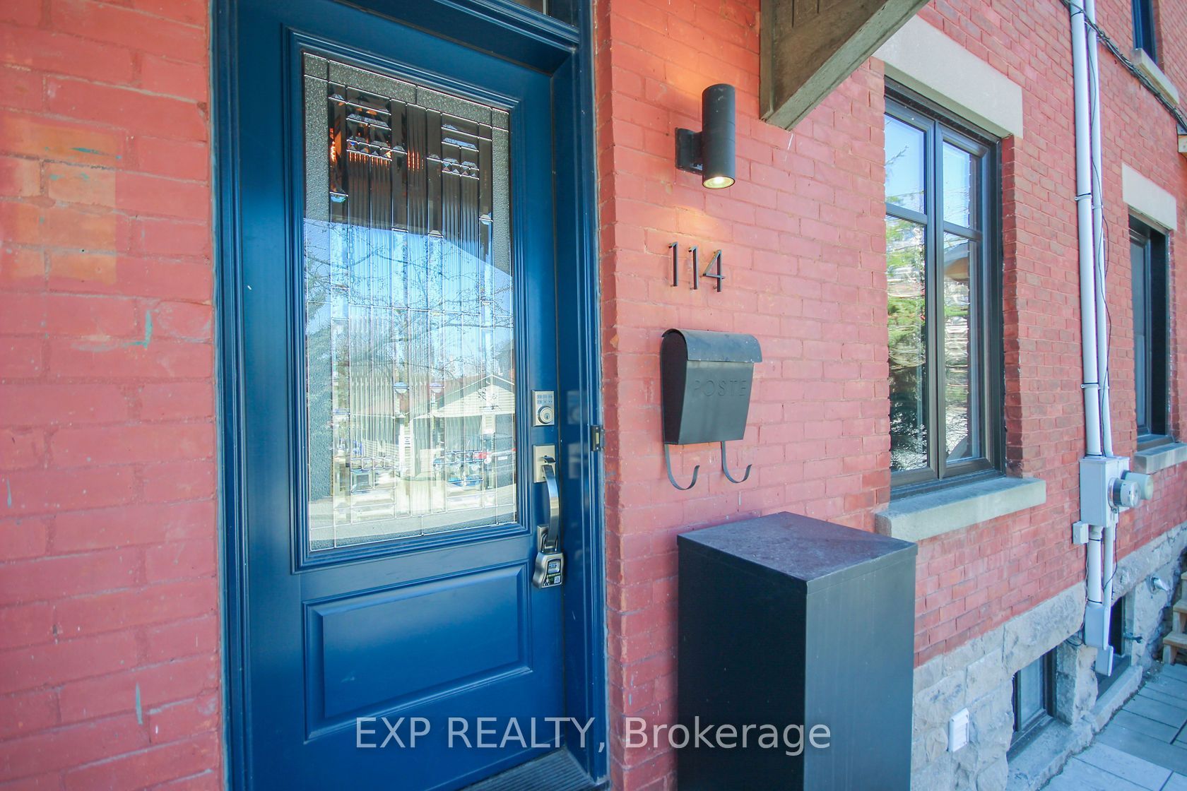 114 Sweetland Avenue, Lower Town - Sandy Hill, ON K1N 7T8 photo 4