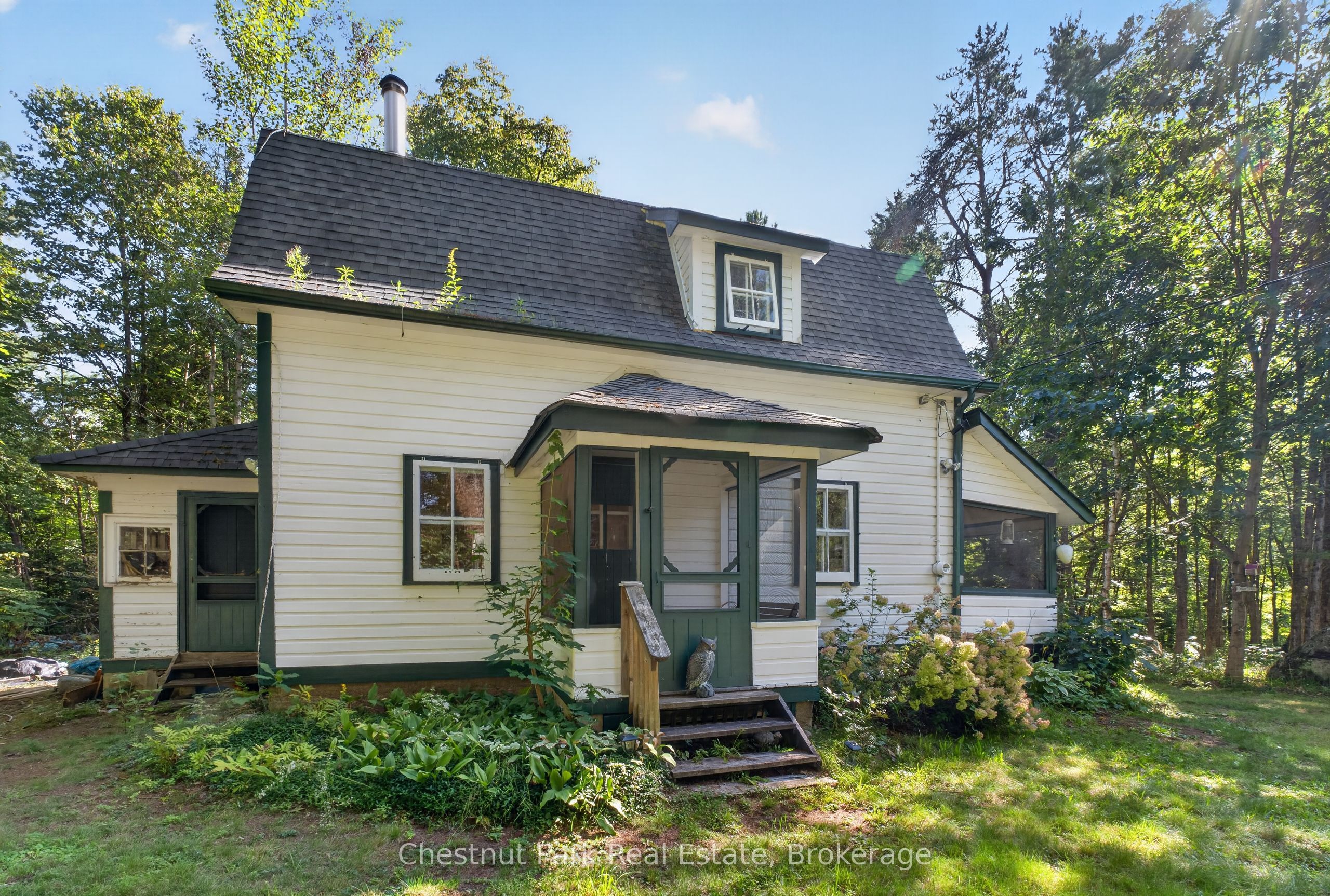 1627 Houseys Rapids Road, Gravenhurst, ON P1P 1R3 photo 2