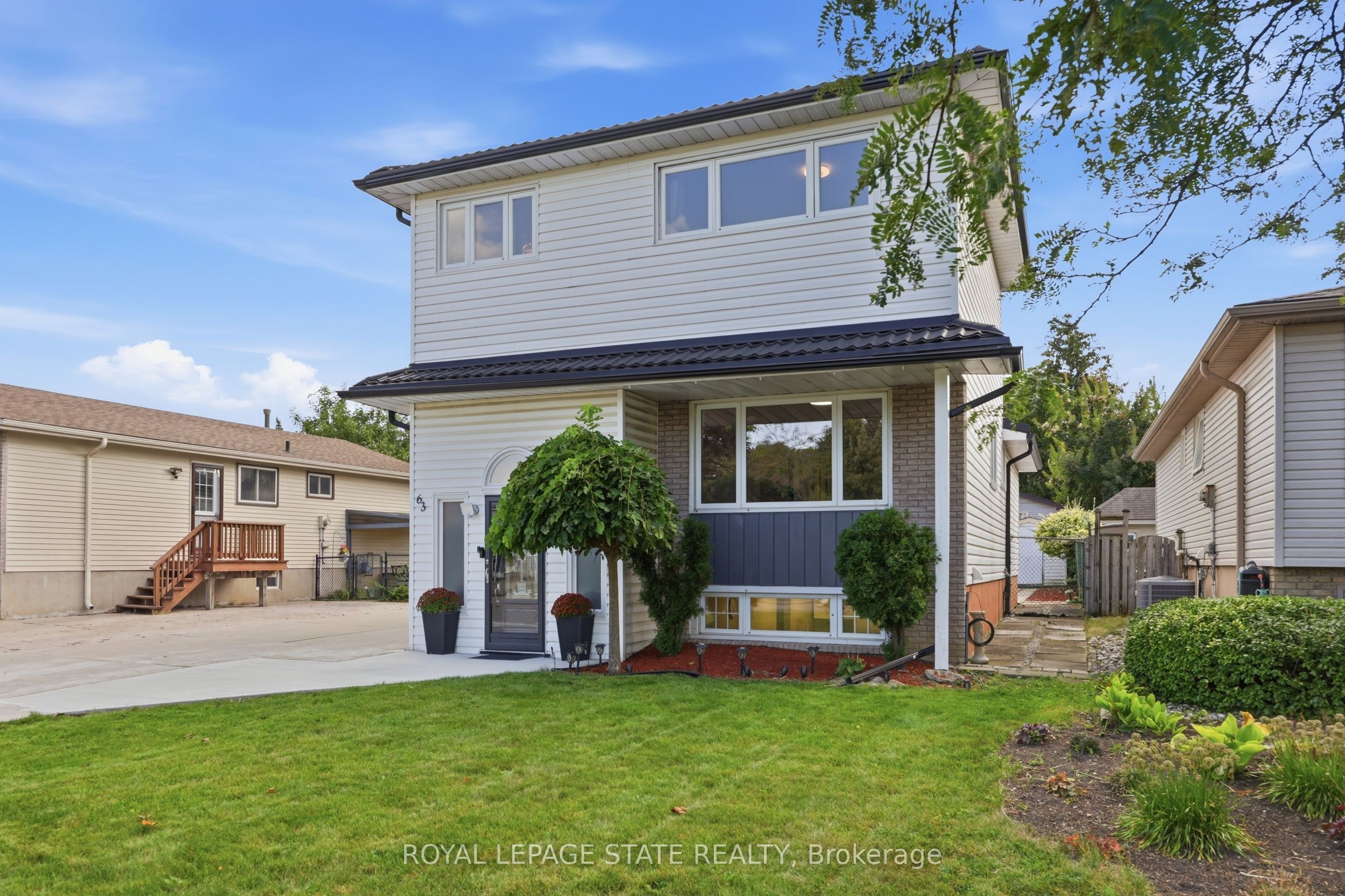 63 Folkestone Avenue, Hamilton, ON L8V 4N1 photo 4