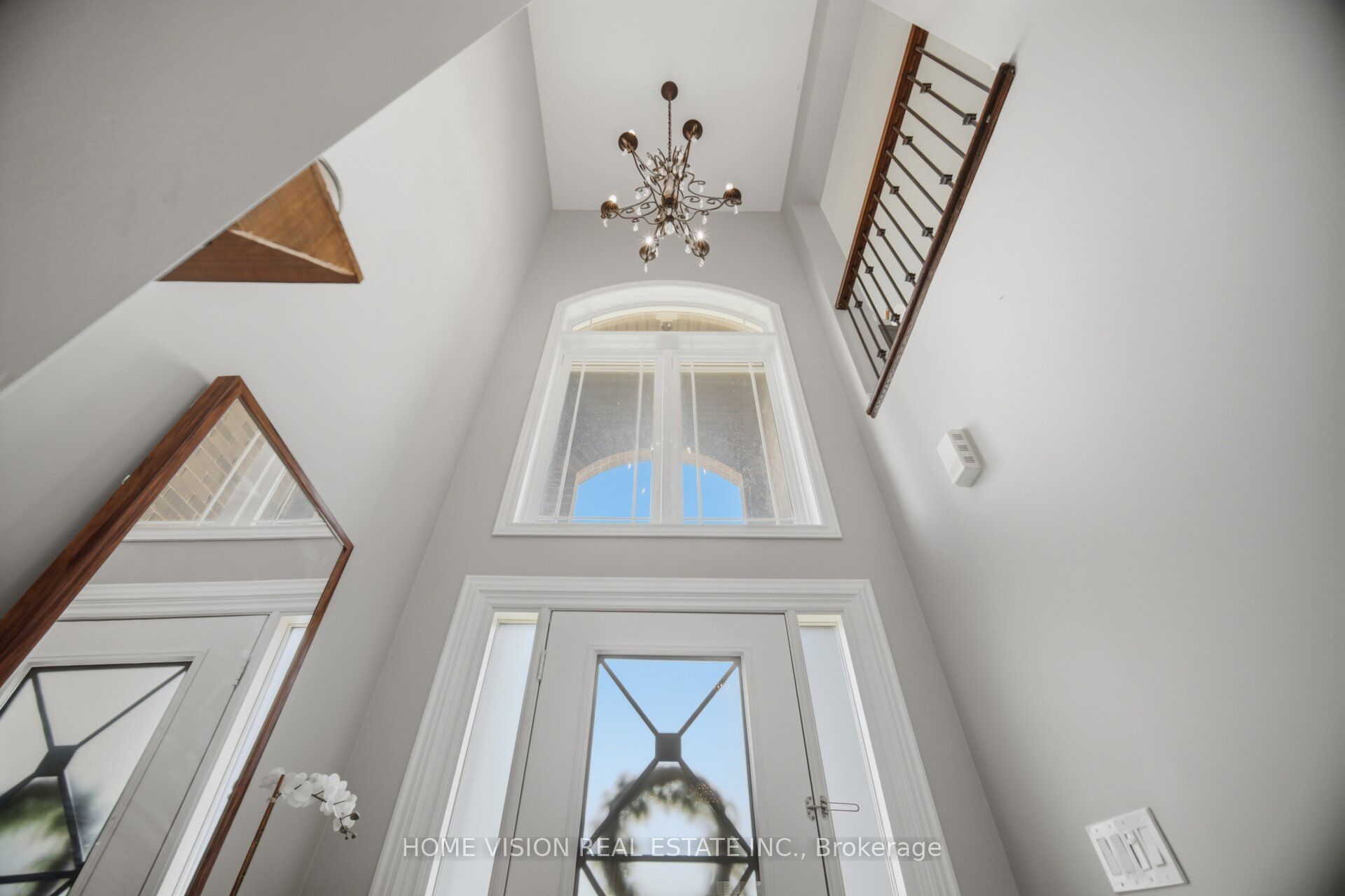 8 Colorado Boulevard, Hamilton, ON L0R 1P0 photo 4