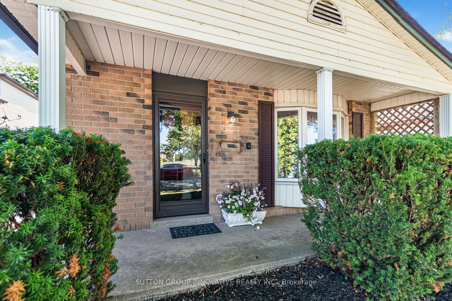 703 Upper Wentworth Street, Hamilton, ON L9A 4V6 photo 4