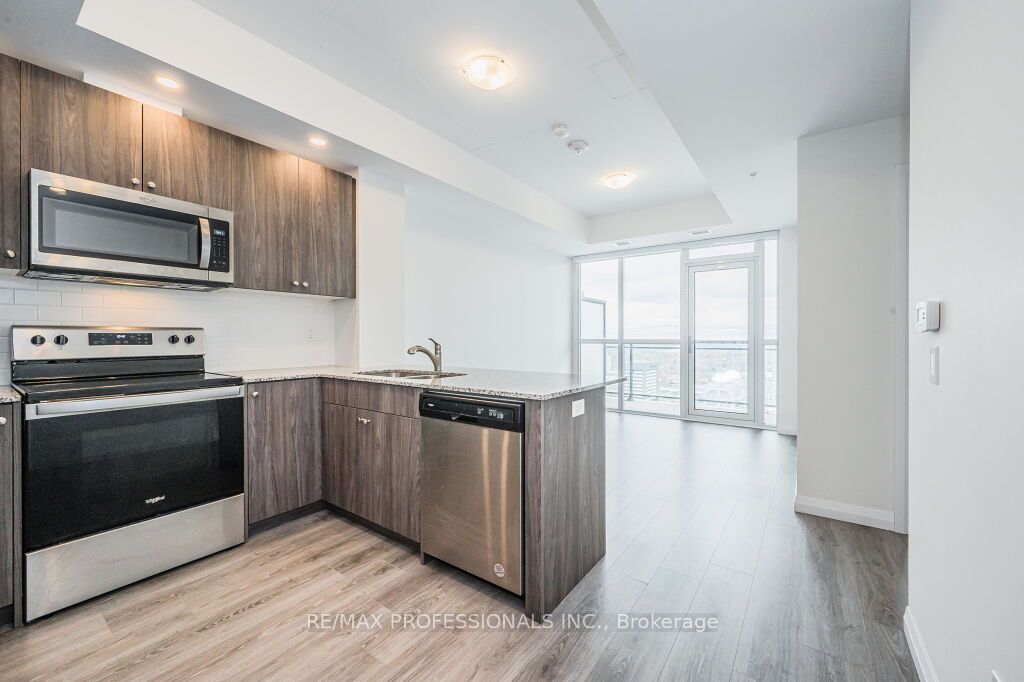60 Charles Street W 2504, Kitchener, ON N2G 0C9 photo 4