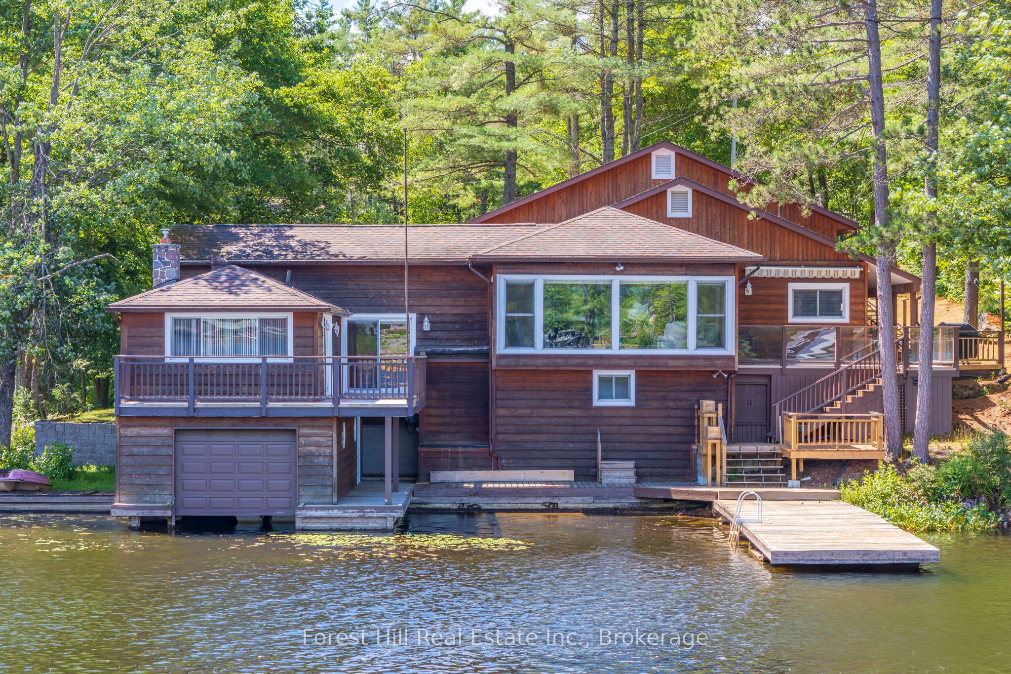 1062 Pine Lake Road, Gravenhurst, ON P1P 1R2 photo 3