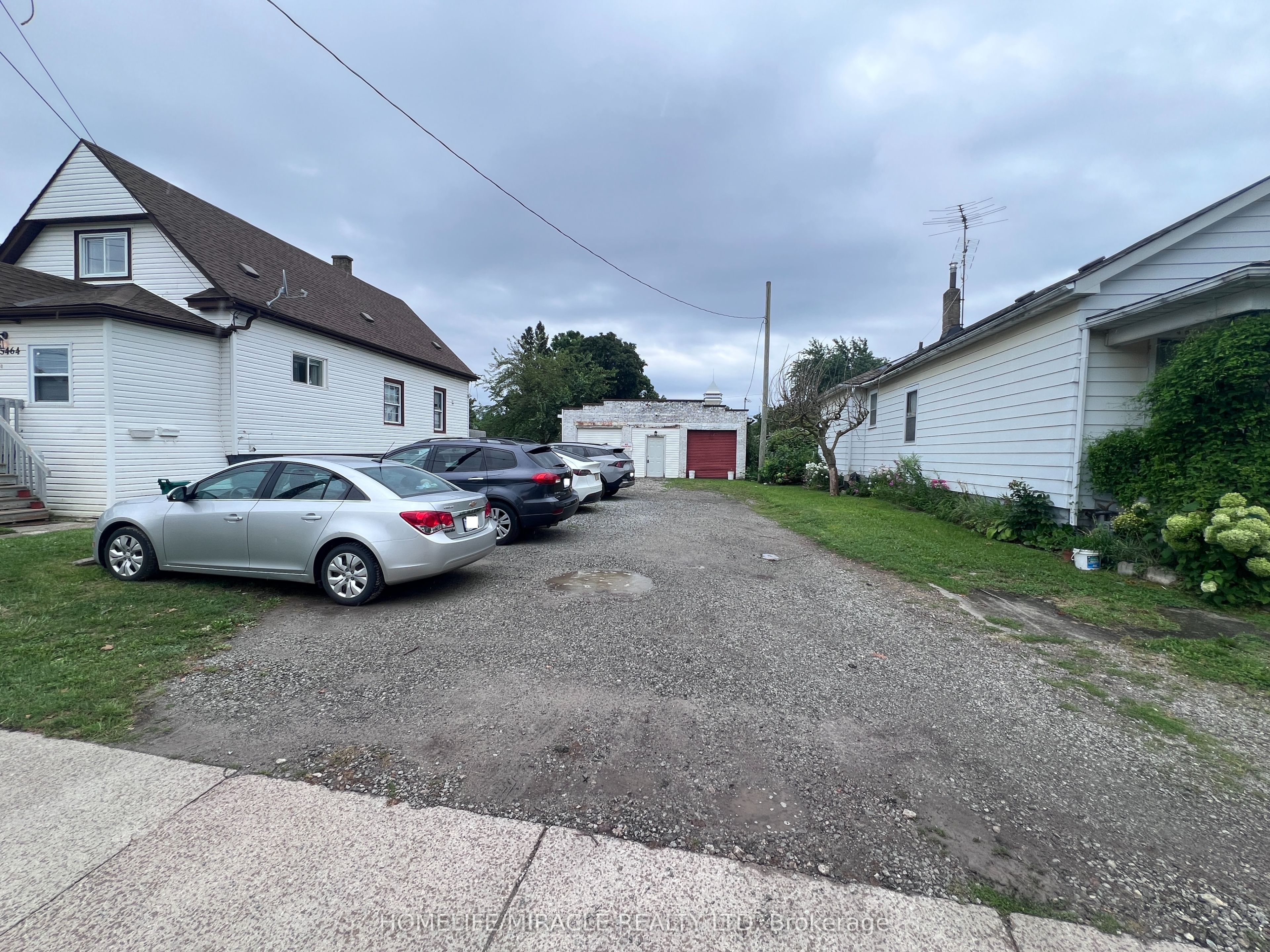5470 Lewis Avenue, Niagara Falls, ON L2G 3R7