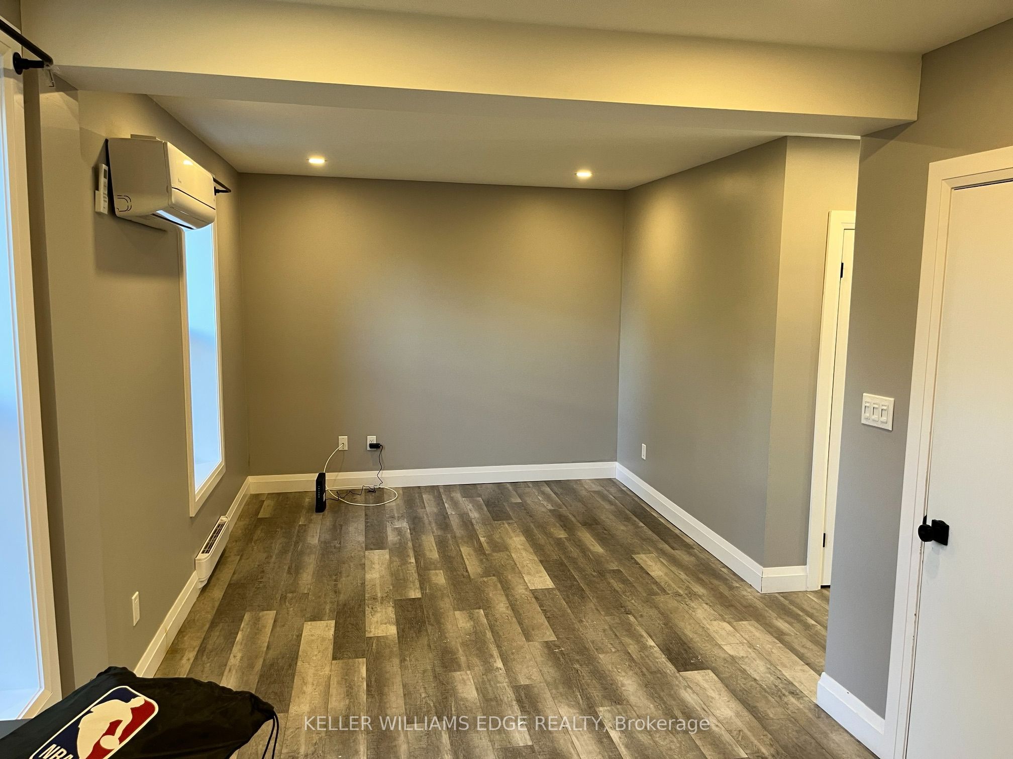 145 Burris Street 2, Hamilton, ON L8M 2J7 photo 2